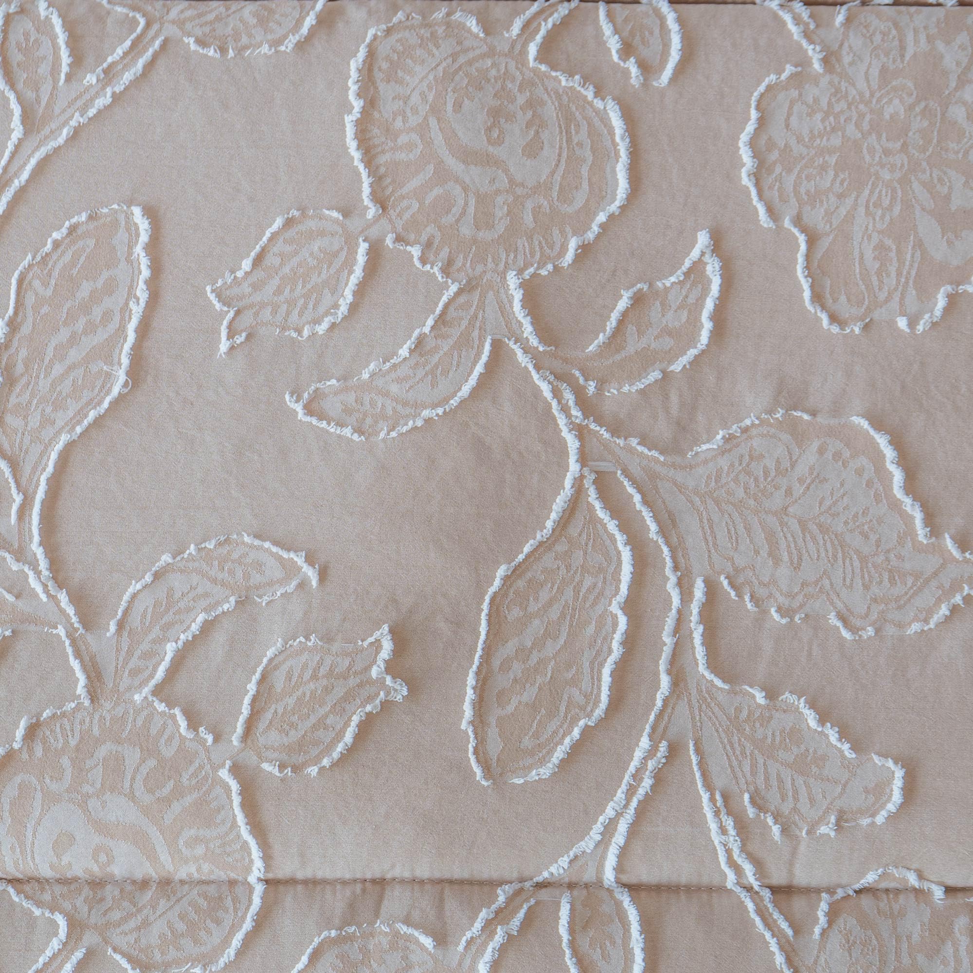 IlGruppone Trapunta Invernale Matrimoniale Lavorazione Jacquard Elegante Morbida Calda Prodotto Italiano 460 Grammi Piumone Due Piazze Inverno Piumino Disegno Floreale Fiori - Beige