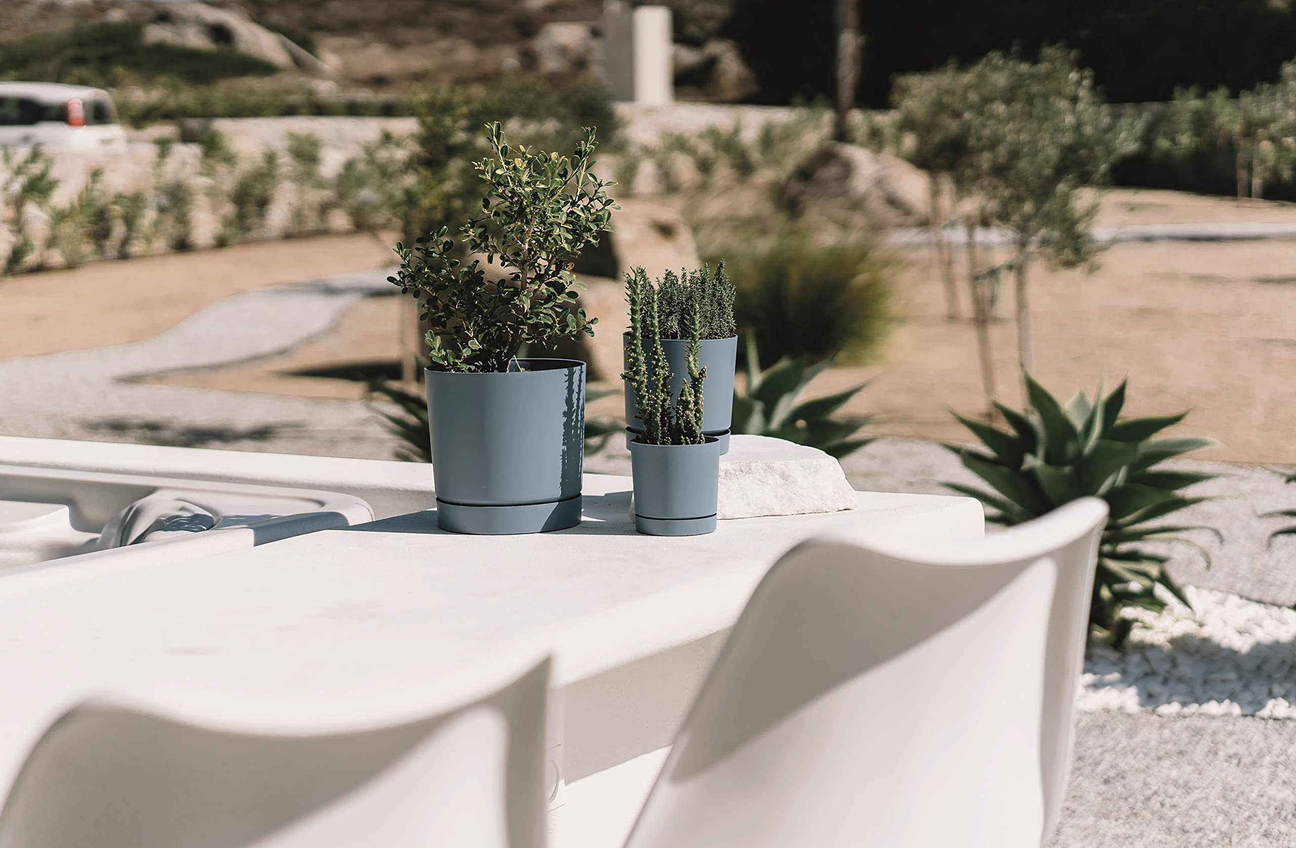 Tymar Pot de Fleur avec Soucoupe, Lot de 2 Pots de Plantes décoratifs en Plastique, Forme Ronde Moderne pour l'intérieur (ø 40 cm, (2pack) LI Vert)