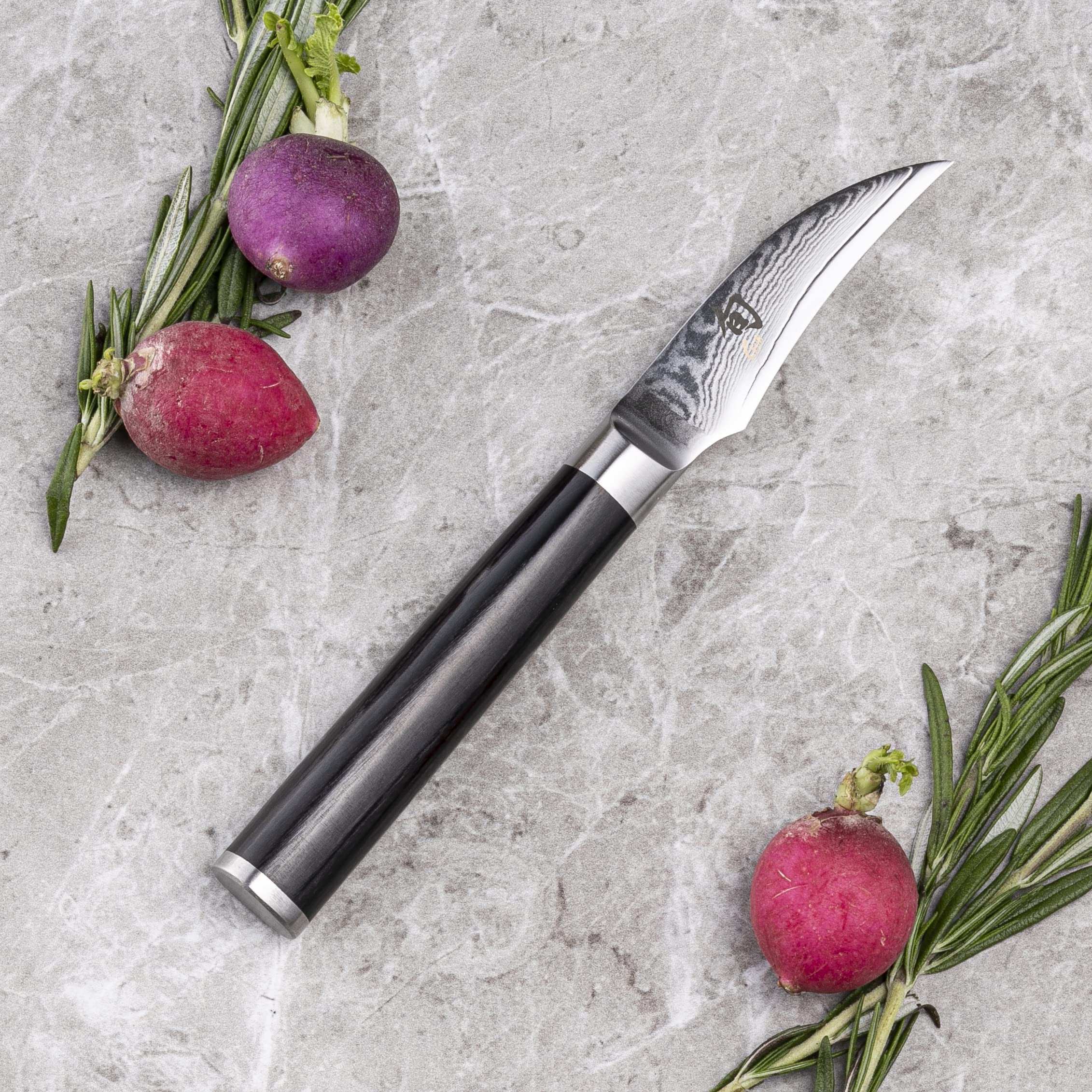 KAI Shun Classic japanisches Schälmesser 6,5 cm Klingenlänge - Damastmesser 32 Lagen VG MAX Kern - 61 (±1) HRC - Pakkaholzgriff - Made in Japan - Tourniermesser geschmiedet