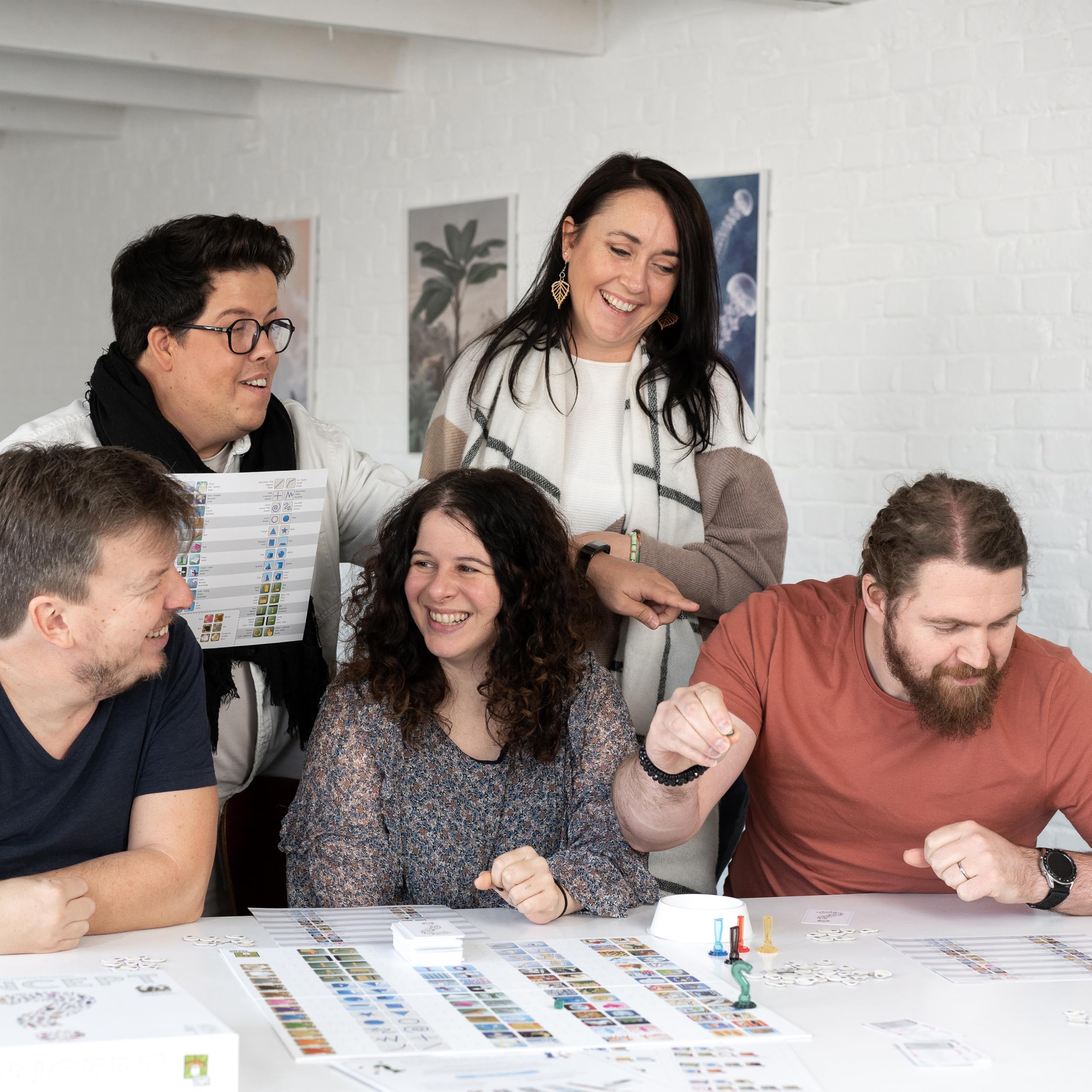 Asmodee - Concept, Jeu de Table, 4-12 Joueurs, 10+ Ans, édition en Italien