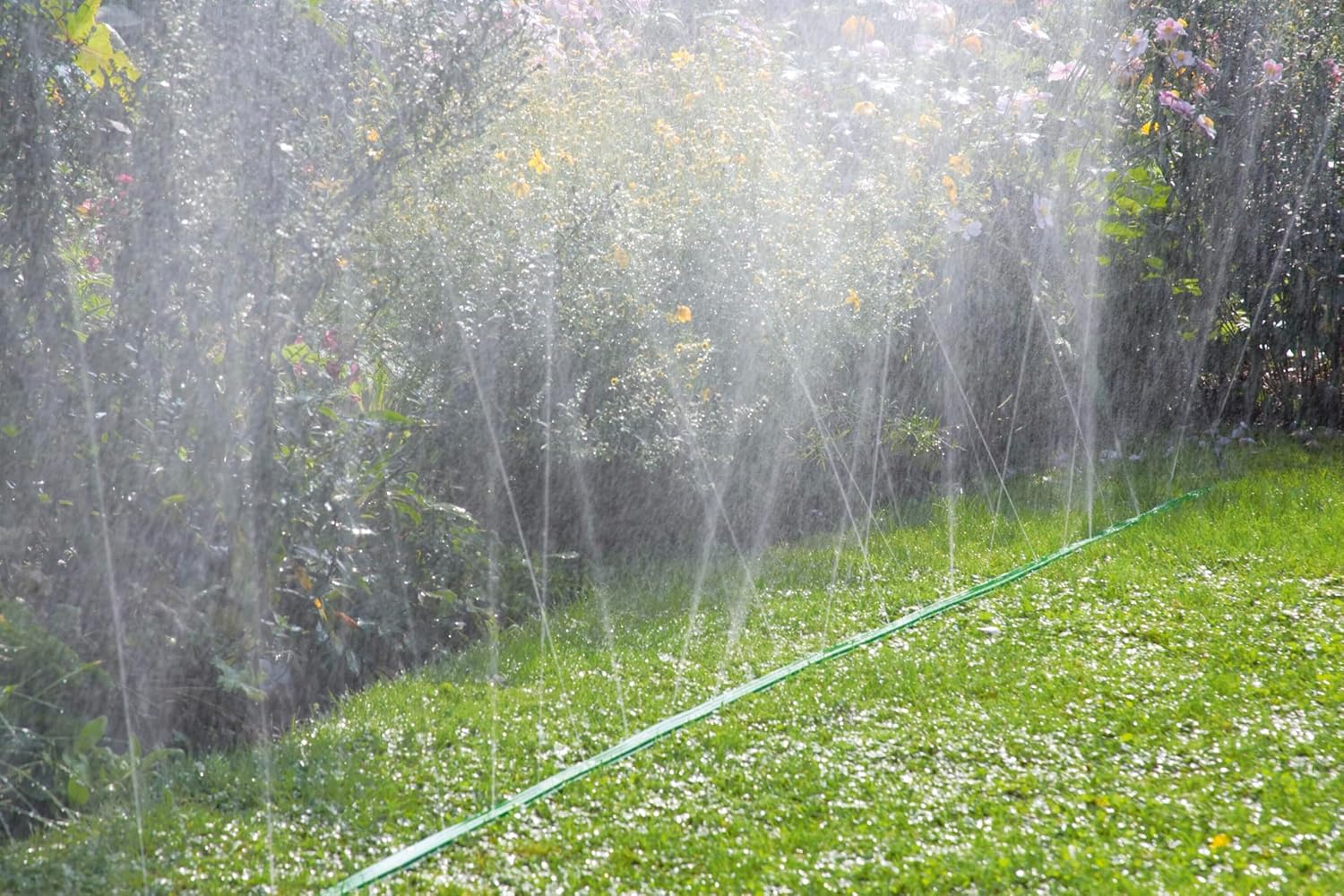 Gardena Sprinkler Hose: 7.5m Long and Narrow Sprayer Sprayer Ready to Use Green Shortening/Extendable (1995-20)