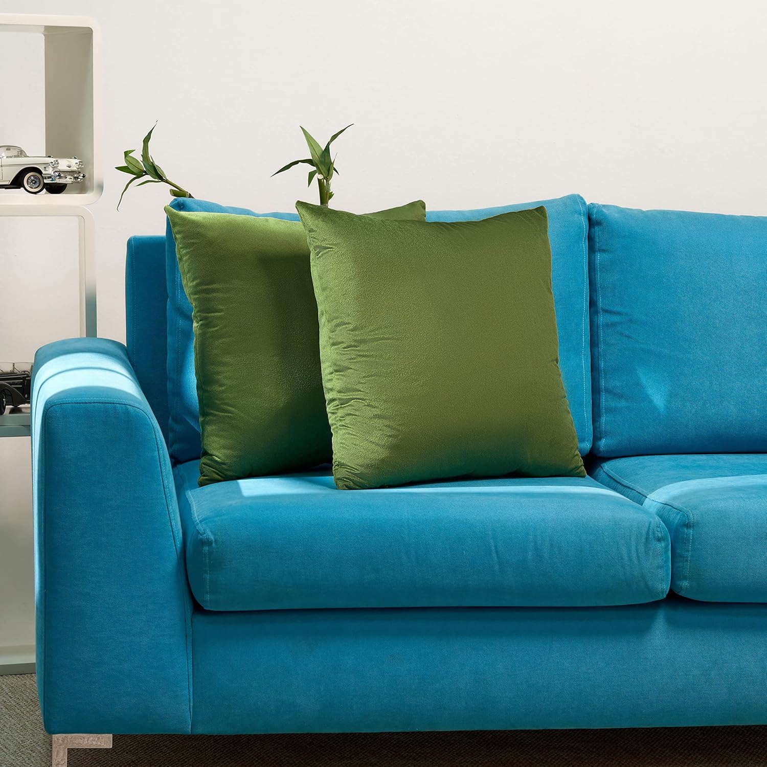 Soft Velvet Solid Color Decorative Throw Pillow Covers Cushion for Couch, Sofa and Bed, Pack of 2 (26x26,Chartreuse Green,38)