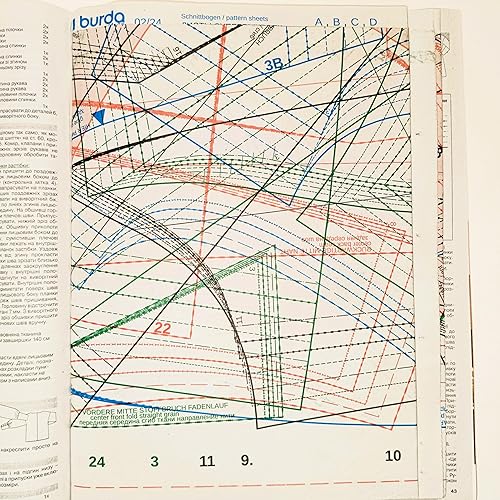 Miniatura 6 de 22024 Revista Burda Style en plantillas de costura ucranianas Vestido de moda Blusa Tops Faldas Pantalones Chaquetas Abrigos Mujeres Tamaño 34-48