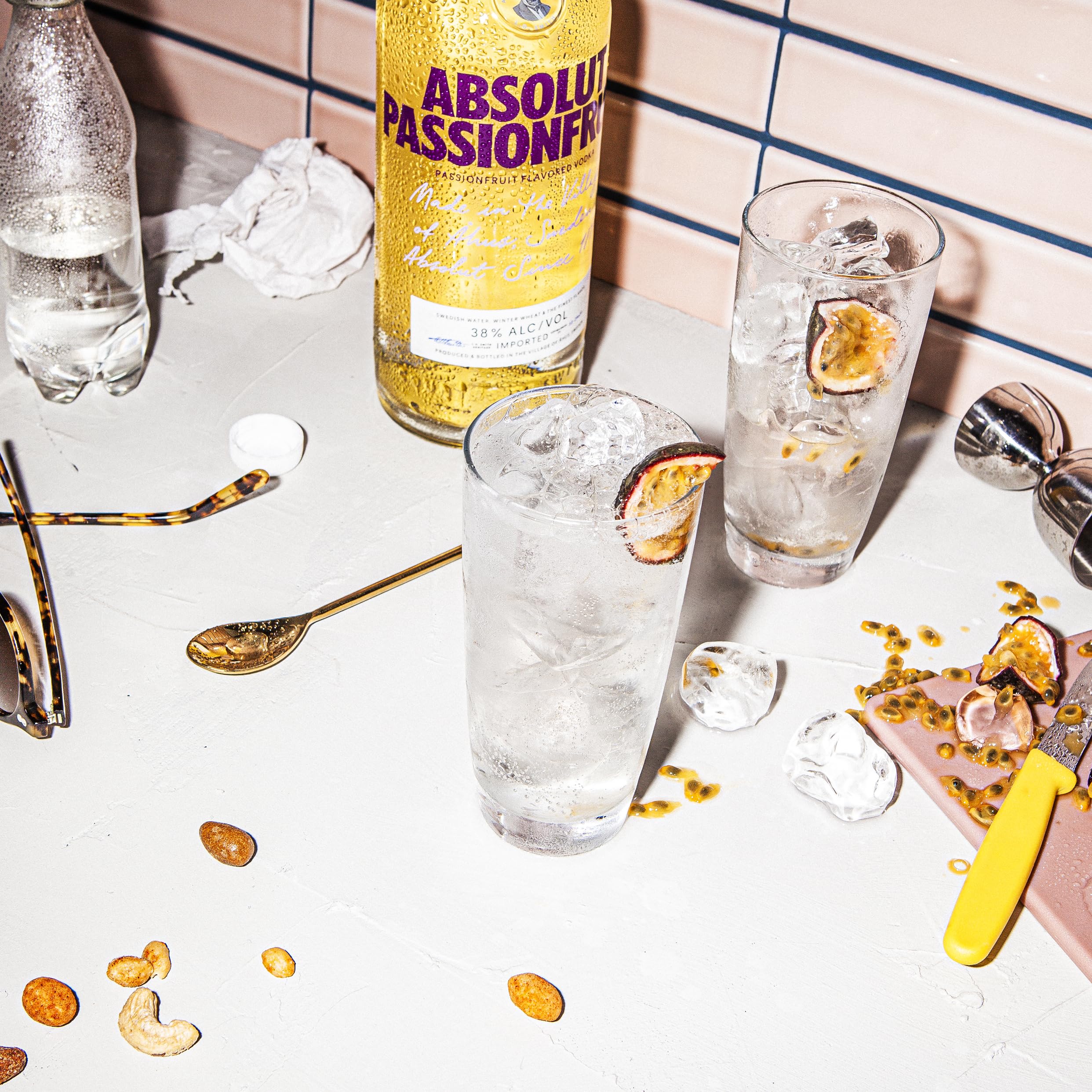 ABSOLUT VODKA Passionfruit Vodka aromatisée - 38%, 70cl (Lot de 2)