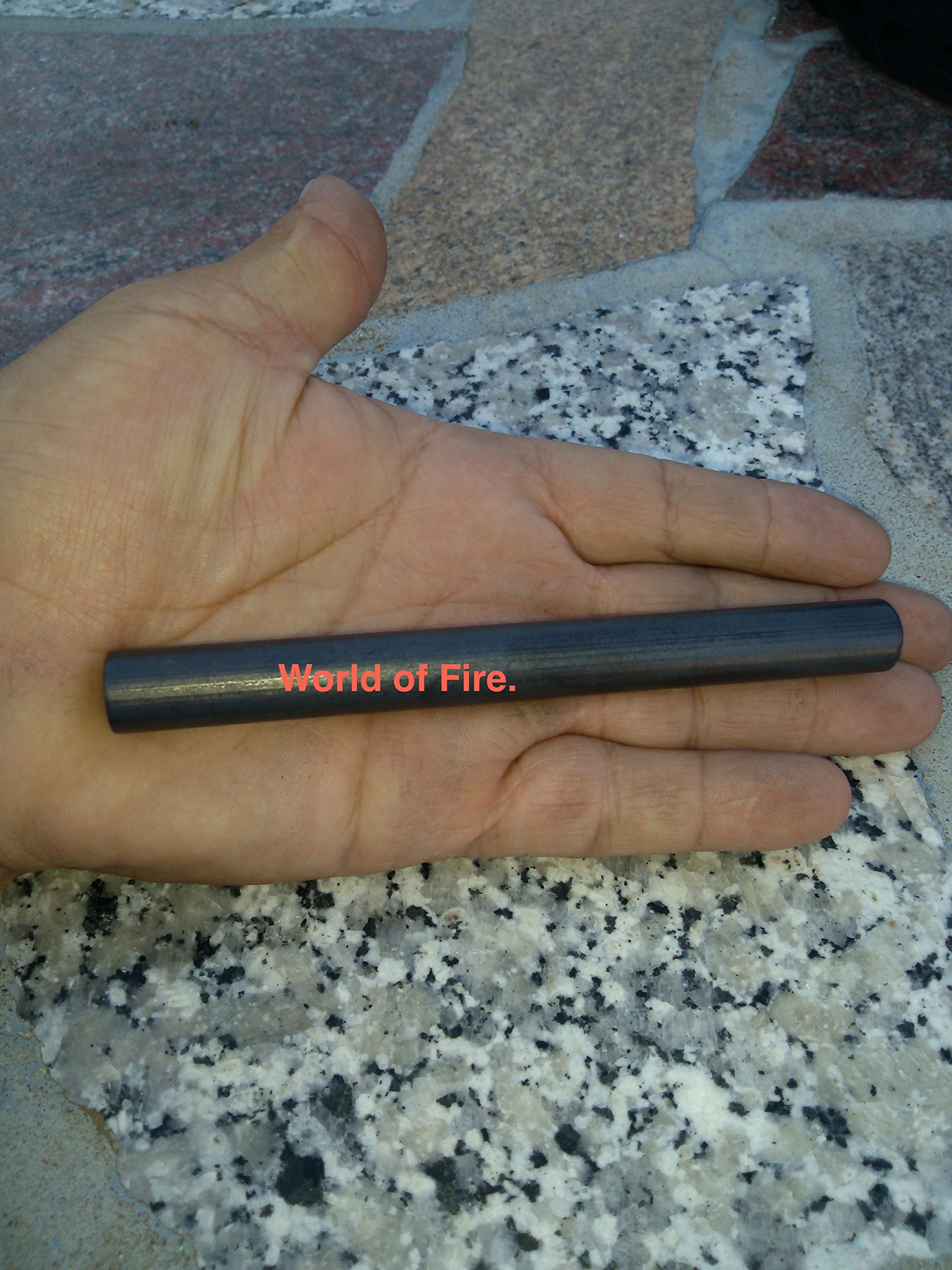 World of Fire. Large ferrocerium Rod Ferro Rod firesteel. 1/2