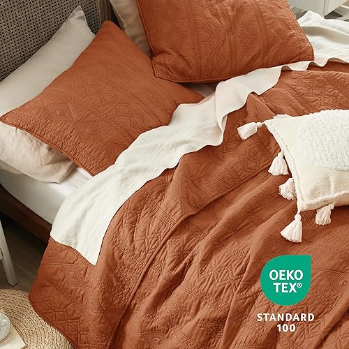 Miniatura 4 de Bedsure Juego de edredón 100% algodón, colcha ligera tamaño Queen, acogedora colcha de 3 piezas con fundas de almohada en patrón geométrico para