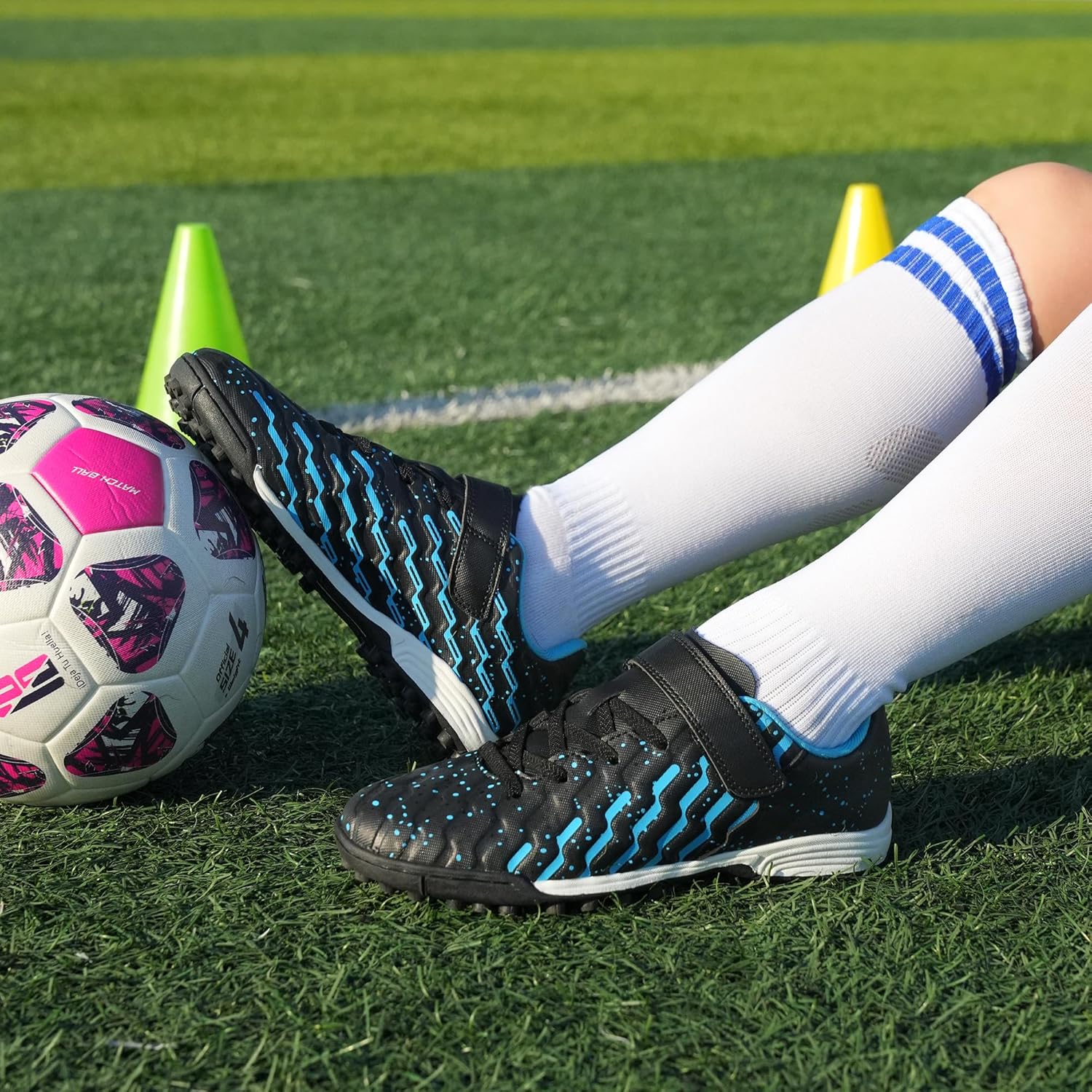 Tobfis Boys Girls Indoor Training Soccer Cleats Turf Soccer Shoe Unisex-Child Athletic Sneakers