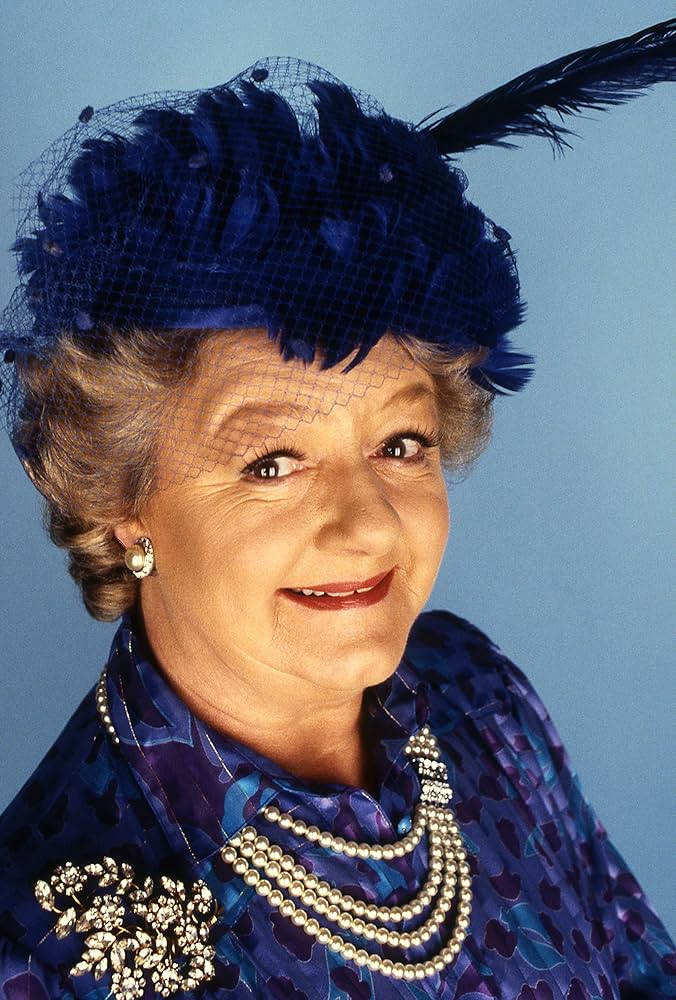 Amazon.com: Simon and The Witch - Series One & Two (25