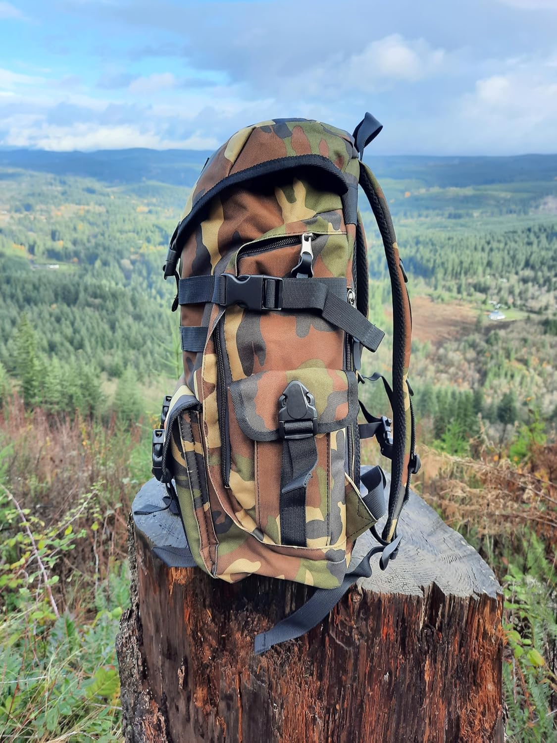 Gear Camo Backpack 19x16 – Rugged Outdoor Daypack with Multi-Compartment Storage, Drawstring & Buckle Closure for Hiking, Travel & Everyday Carry (Tactical-Style)