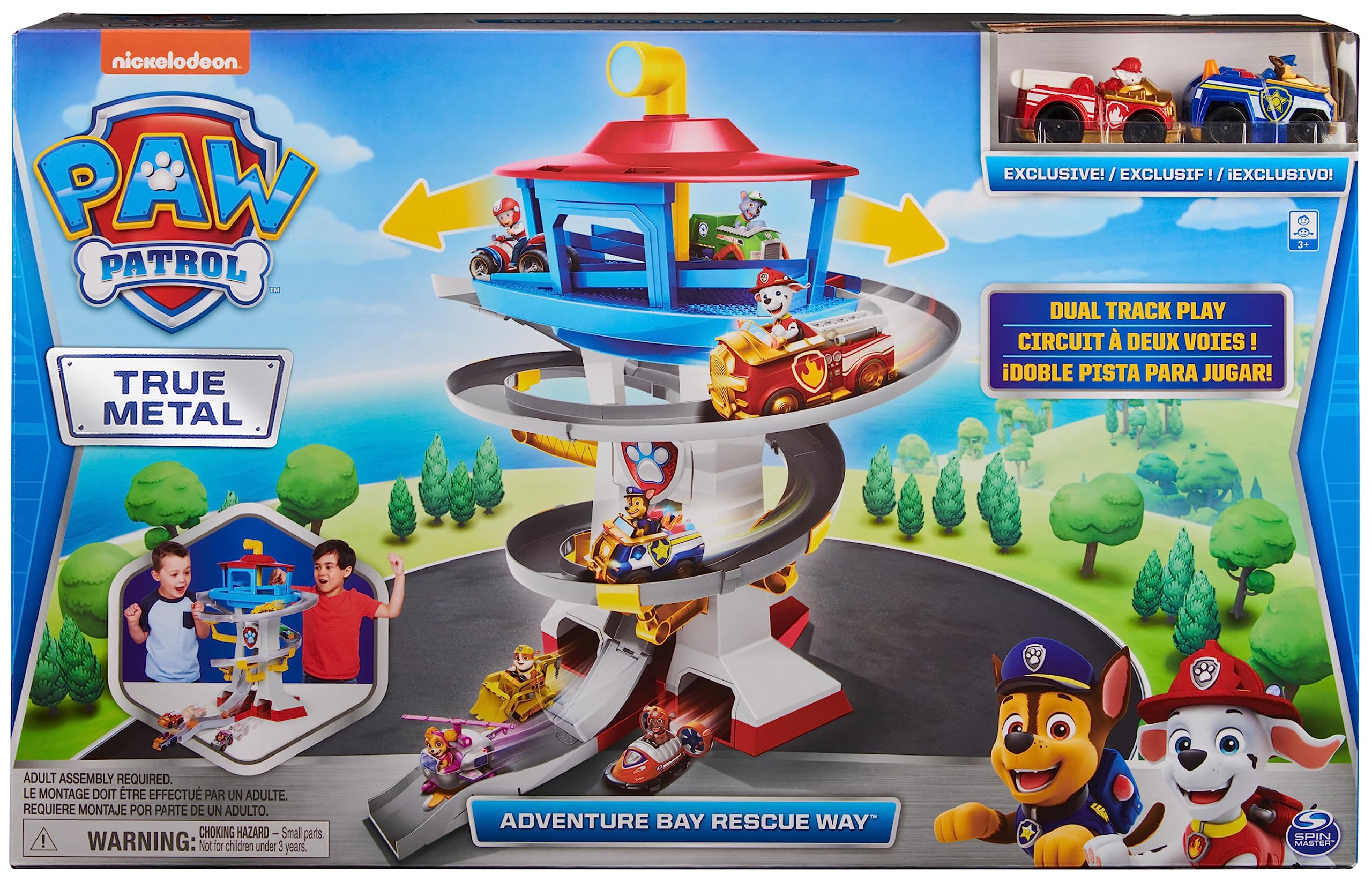 PAW PATROL 6058281 - True Metal Adventure Bay Spielset mit 2 Metallfahrzeugen im Maßstab 1:55