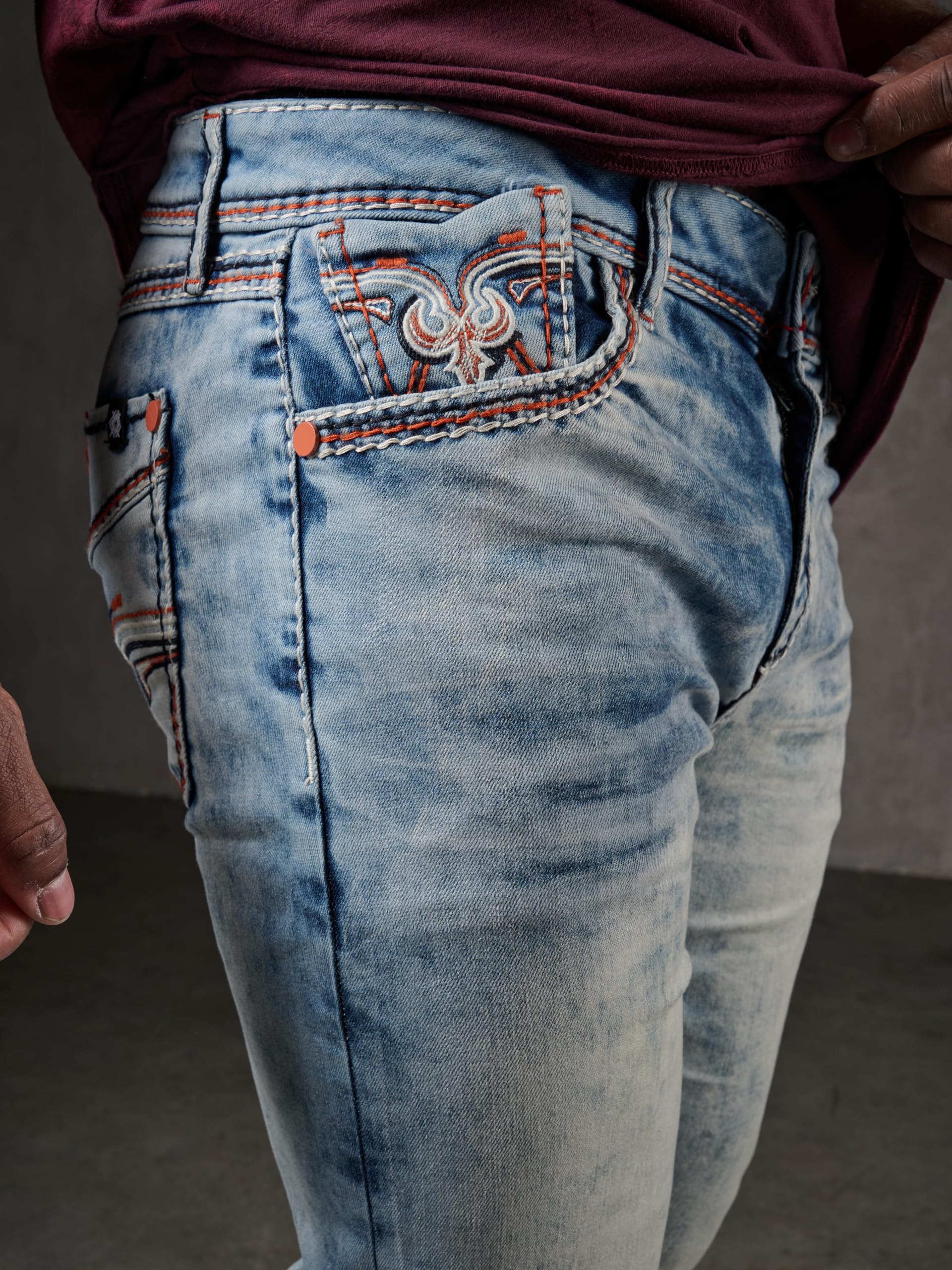 Cipo & Baxx Herren Jeans | Dekorative Nähte & Details | Casual & Modern | Praktisch für Alltag | für Stilbewusste Outfits