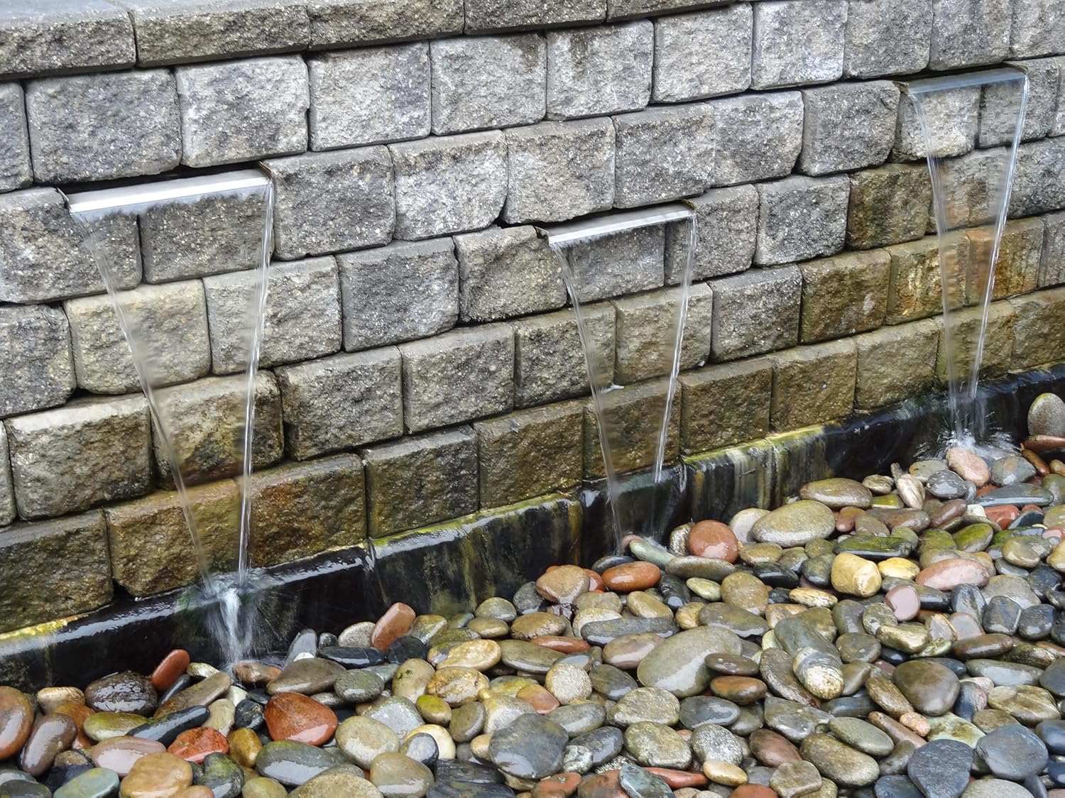 EasyPro Pond Products HB11K Vianti Falls | Provides The Beauty of a Waterfall to an Indoor or Outdoor Block Wall |11 1/2 Inch Spillway kit Without Light | Three Year Warranty on Pump