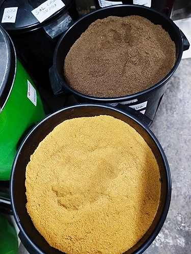 Massa para Pescaria e Ceva / P40 - P50 - FARELO ARROZ - P28 - BIOTRUTA. (1 KG, P40)