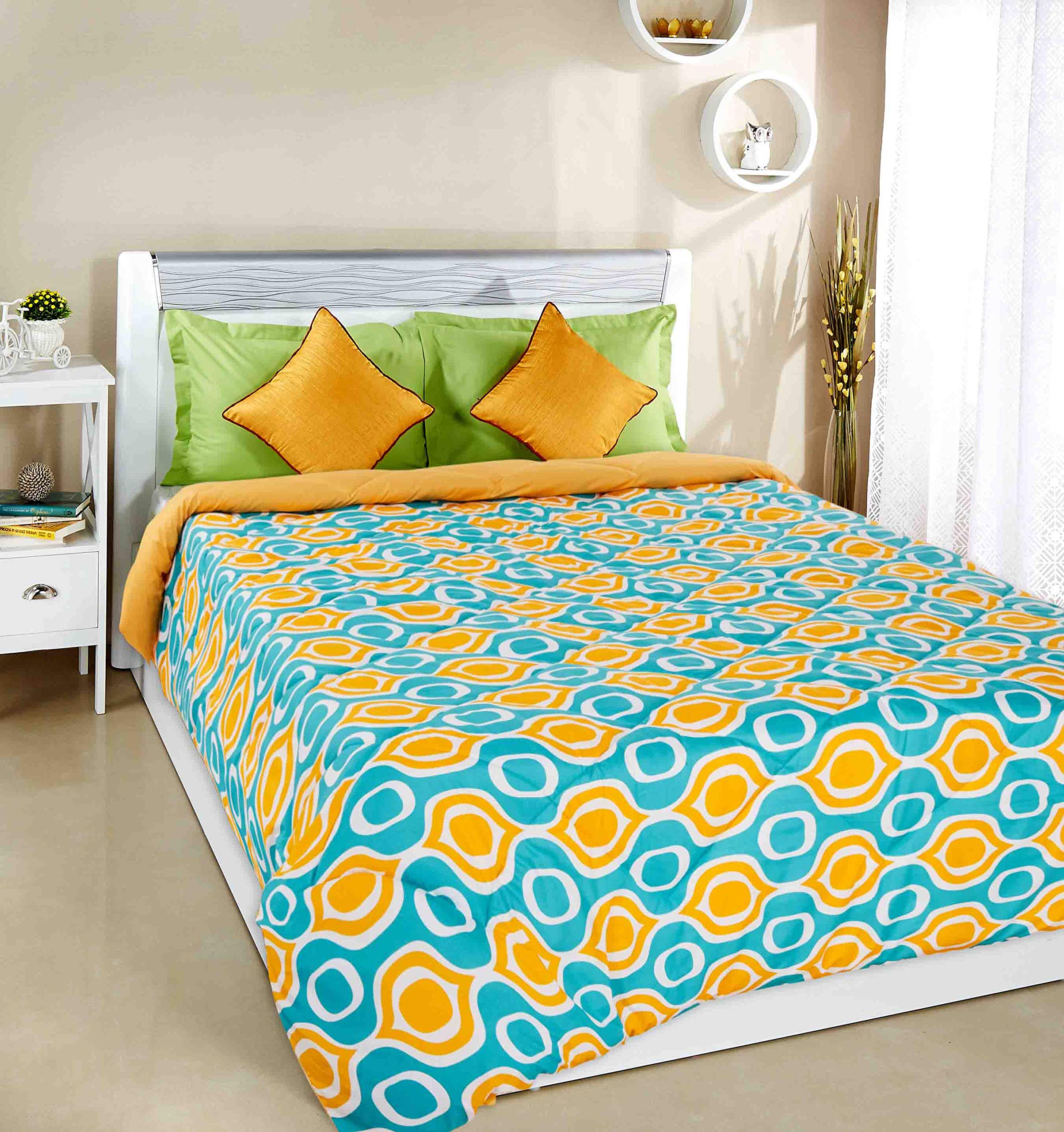 Amazon Brand - Solimo Microfibre Printed Comforter, 200 GSM, Yellow, Double (Cadent Curves, 230 x 254 cm)