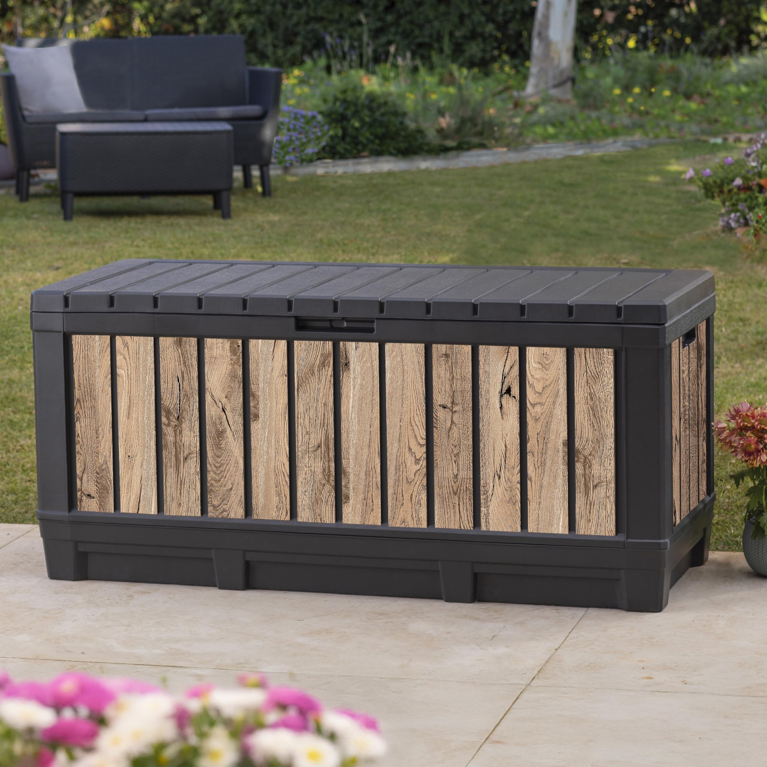 Keter Gartenbox Kentwood 350 Liter in Holzoptik Pinie aus Kunststoff, witterungsbeständig, UV-resistent mit Sitzfunktion