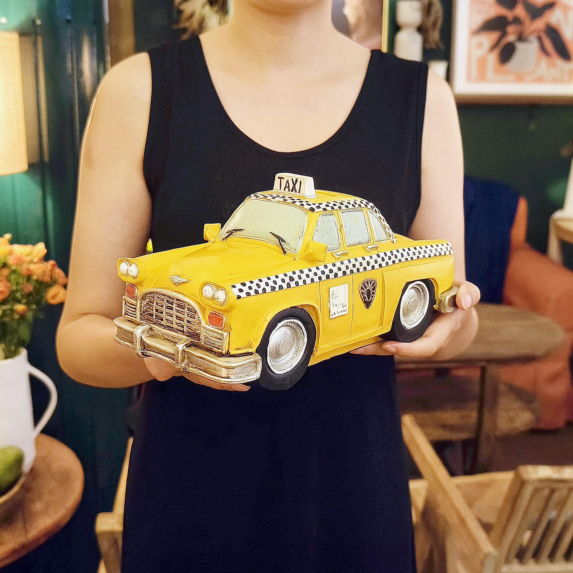 TRABEATOGA Retro Yellow NYC Classic Checkered Taxi Cab Model New York City Taxi Model Car Coin Bank Resin Money Saving Bank Penny Piggy Bank Home Table Decor