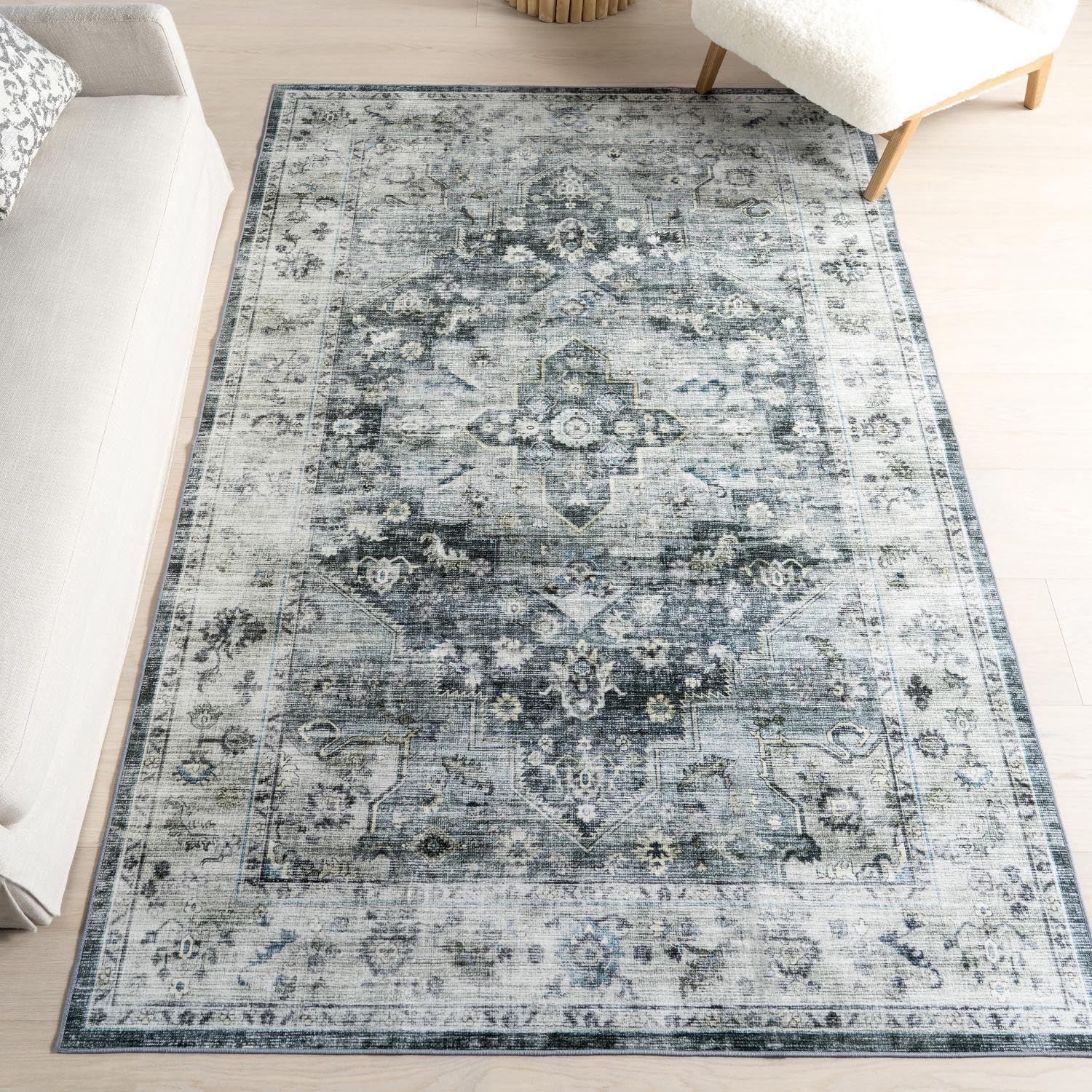 Tapis lavable en machine nuLOOM Kaiana à motif médaillon bleu et ivoire 1,5x2,4m