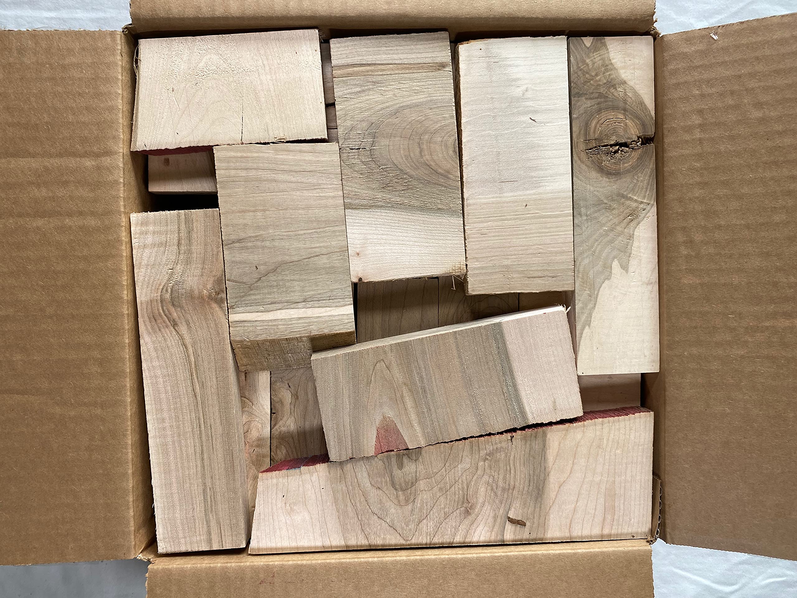 Woodchucks Wood Scrap Box of All Maple Pieces (SBCO-TINY-MAPLE)