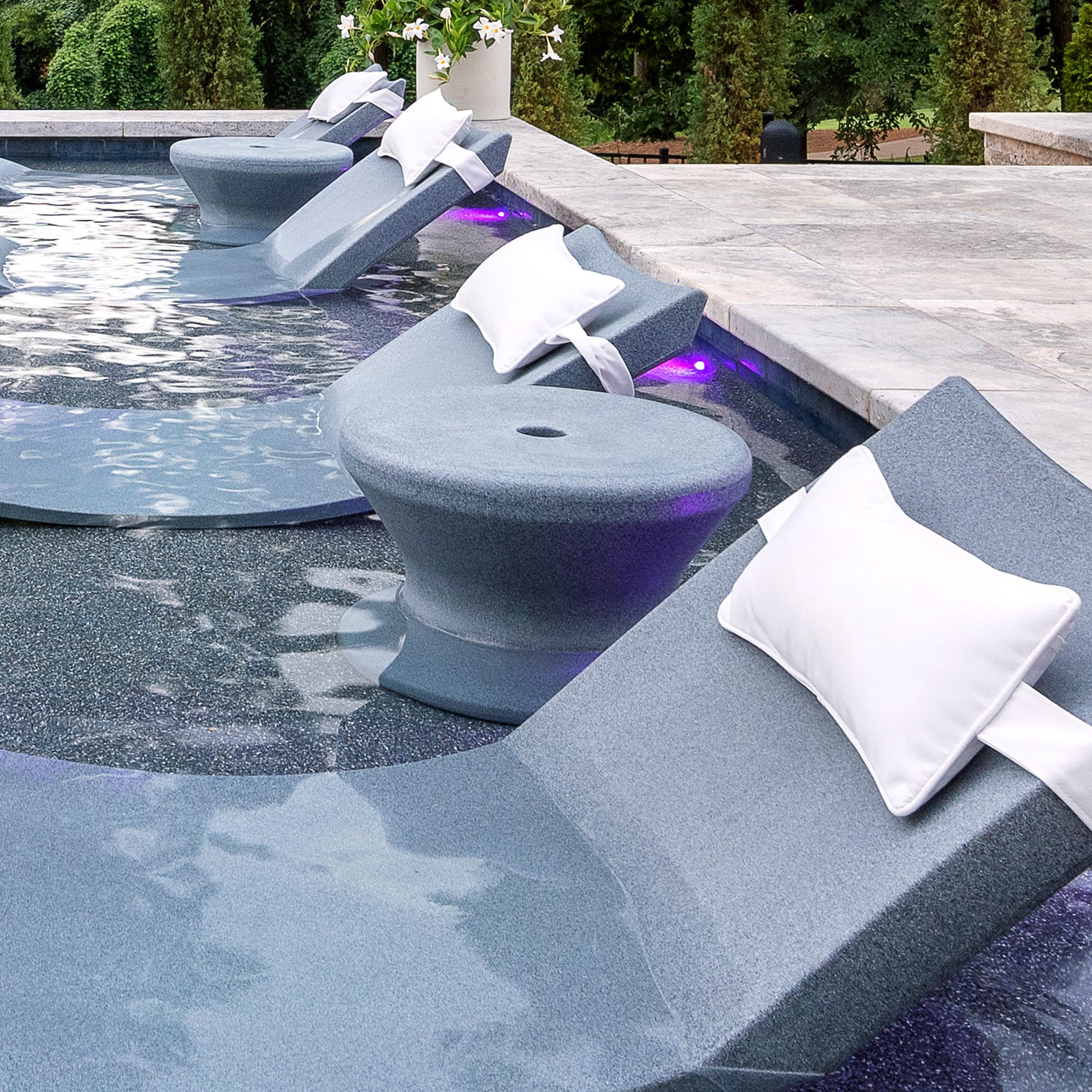 Ledge Lounger in-Pool Side Table with Umbrella Hole (Granite Gray) : Patio, Lawn & Garden