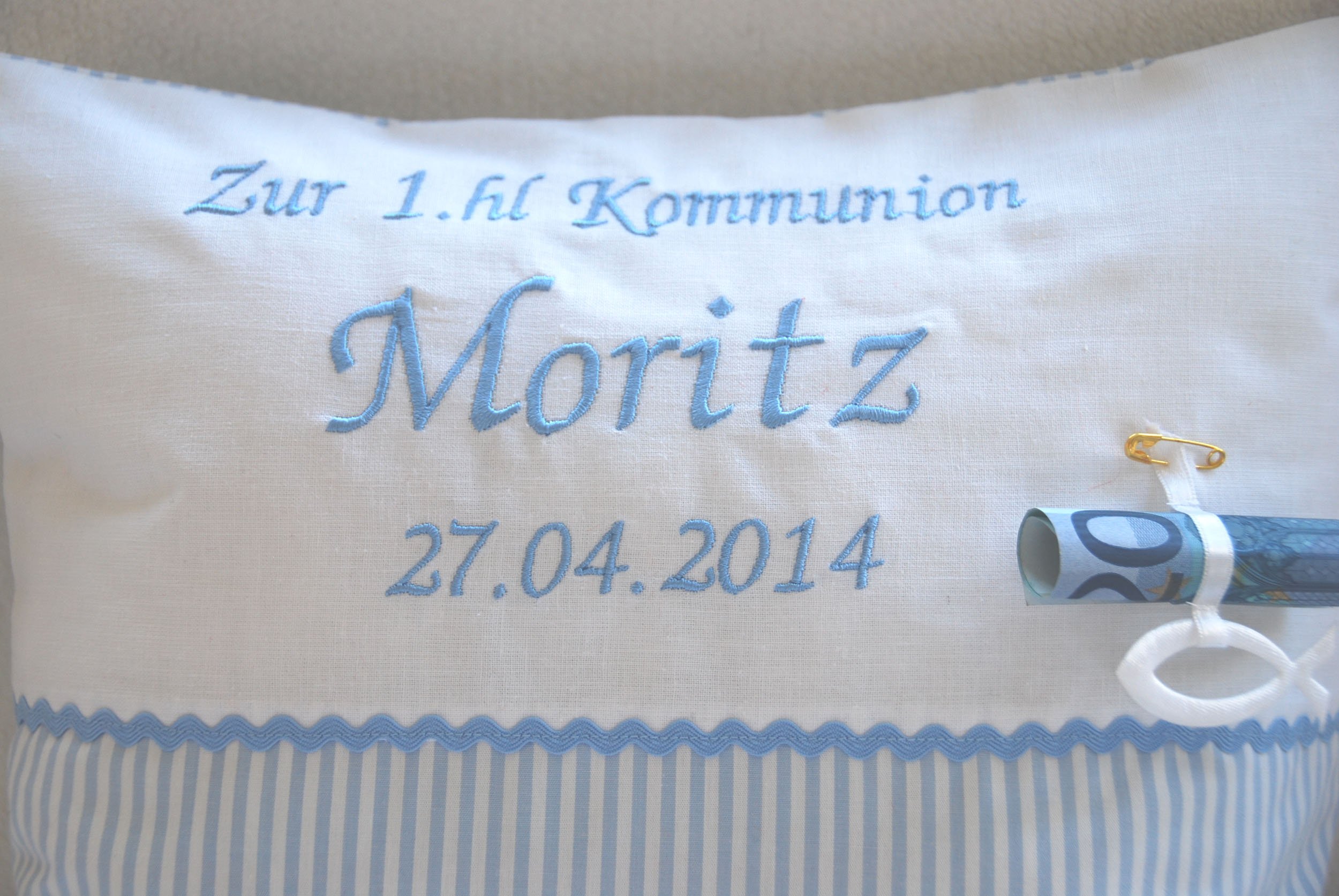 Glückspilz Namenskissen Kommunion I Kissen mit Namen personalisiert I Geldgeschenk I Motive (Fisch Hellblau 35 x 35)