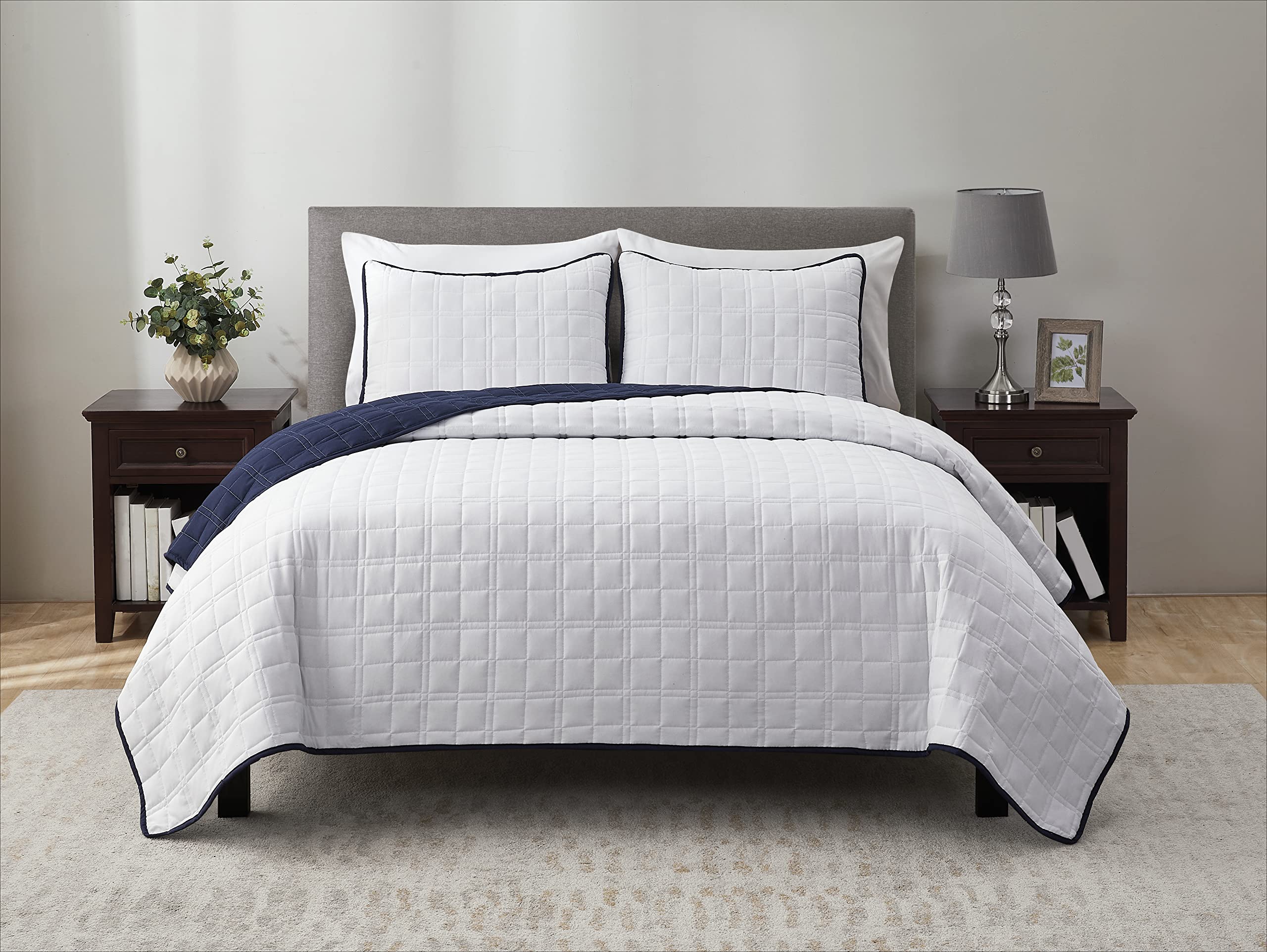 VCNY HomePerry Ellis Portfolio | Hudson Collection | Quilt Set - Soft & Lightweight Reversible Bedding, Classic Quilted Plaid Design with Matching Shams, King, Blue