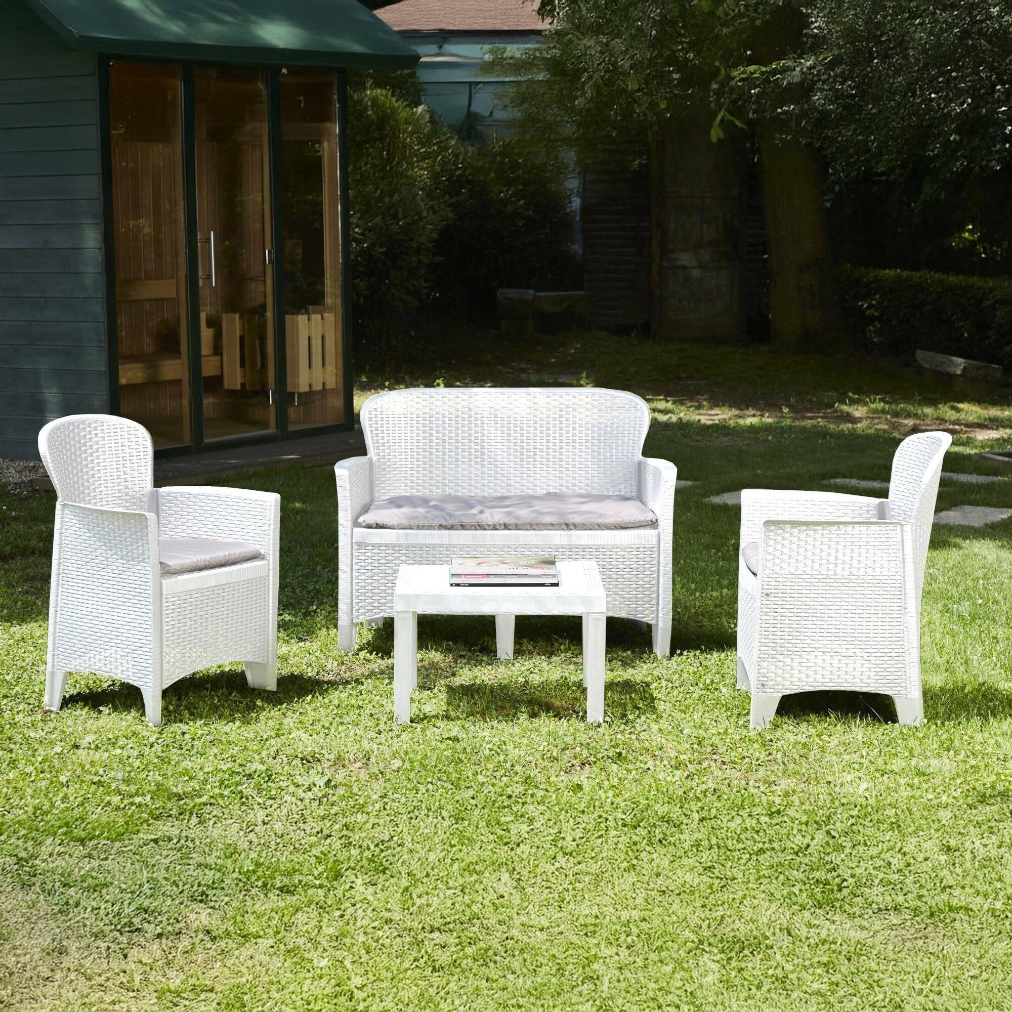 Dmora Ensemble Salon d'extérieur Ostuni Blanc 4 Places Une Table Basse, Salon d'extérieur imperméable Hydrofuge