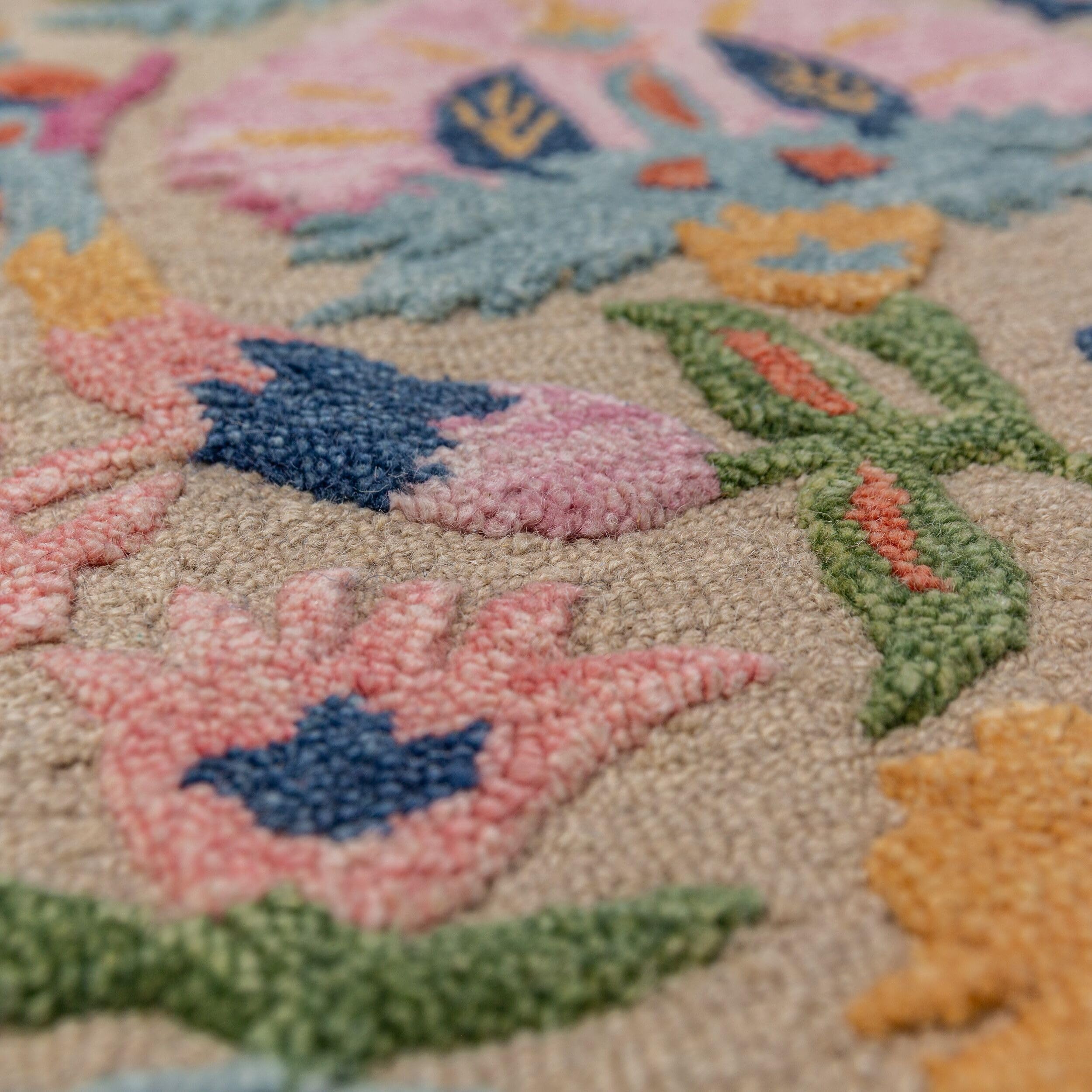 Tapis en Laine Motif Floral Dense et Robuste Multicolore 140 x 200 cm Salle à Manger | Hedda