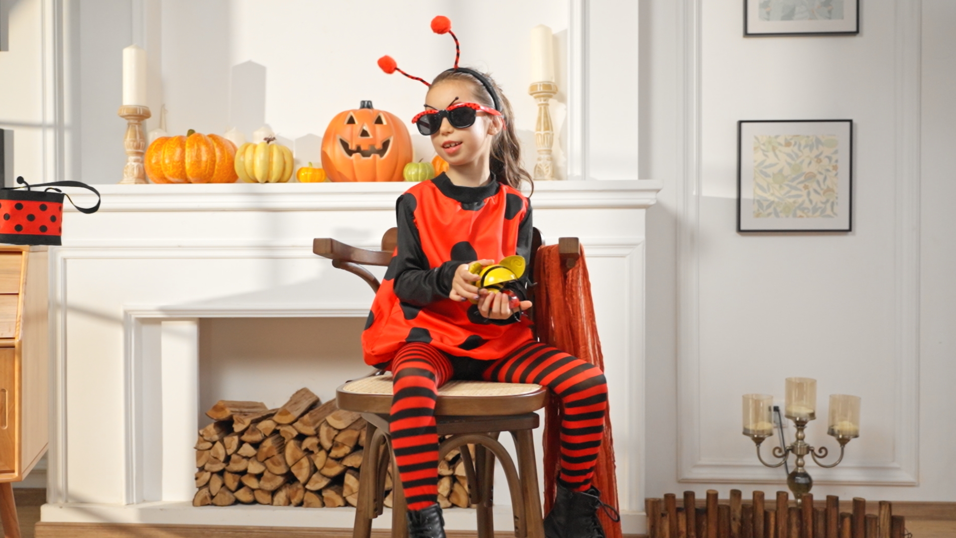 Xerteam Deguisement Coccinelle Enfant, 9 Pièces Accessoires Costume Fille tutu à pois Lunettes de soleil Chaussettes longues manchon Bandeau, carnaval deguisement fille 6 ans 4 ans 8 ans