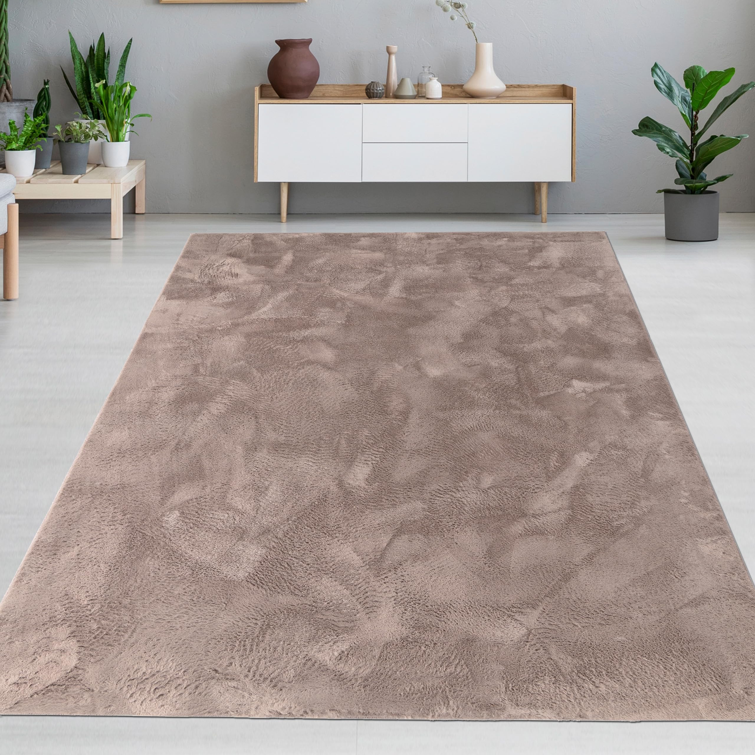 CARPETIA Tappeto moderno a pelo corto, effetto pelliccia, morbido, piacevole e leggero, facile da pulire, moderno, tinta unita, tortora, 120 x 170 cm