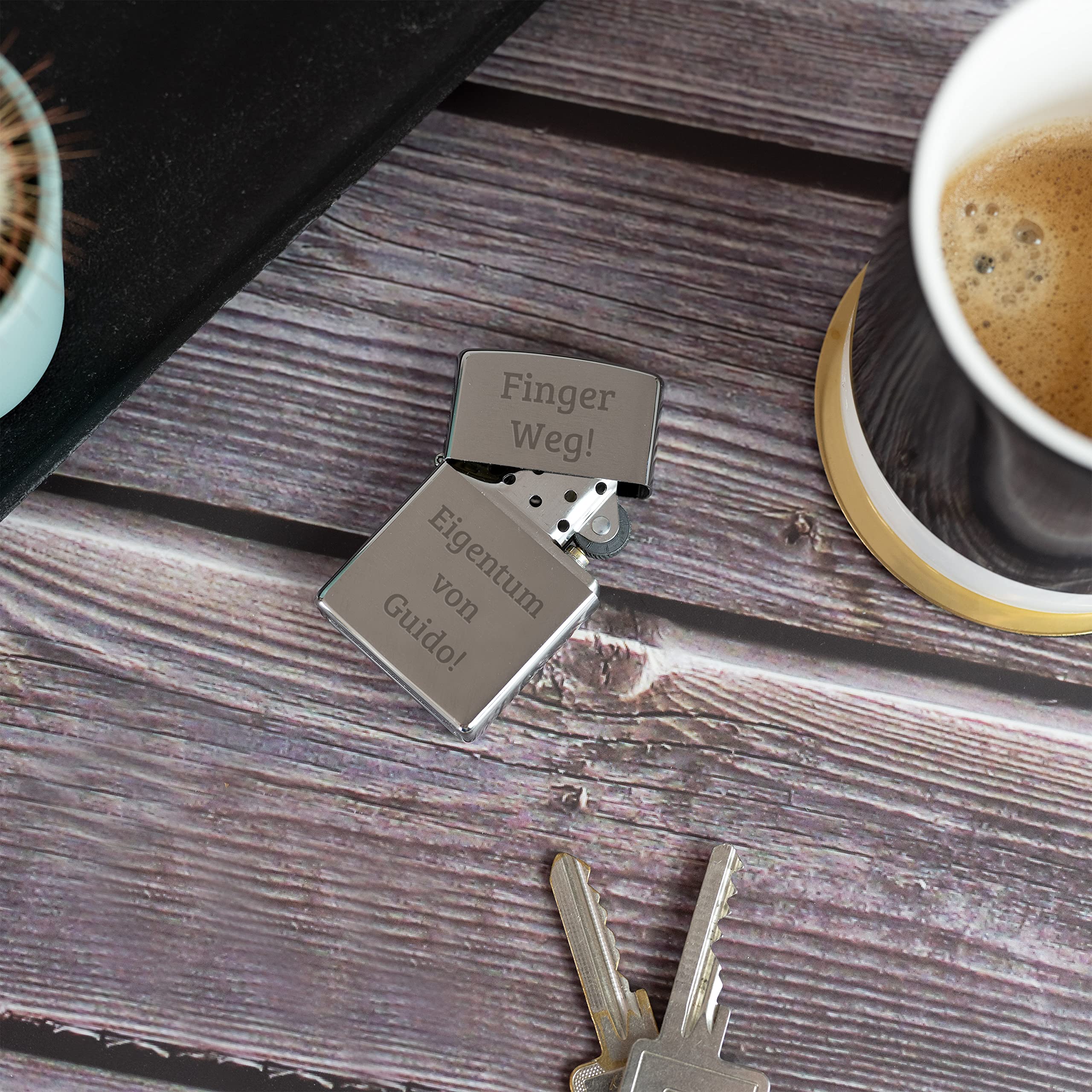 Zippo Geschenkset Mit Beidseitiger Gravur – Regular Chrom, Gebürstet Silber, In Schwarzer Box, Personalisiert