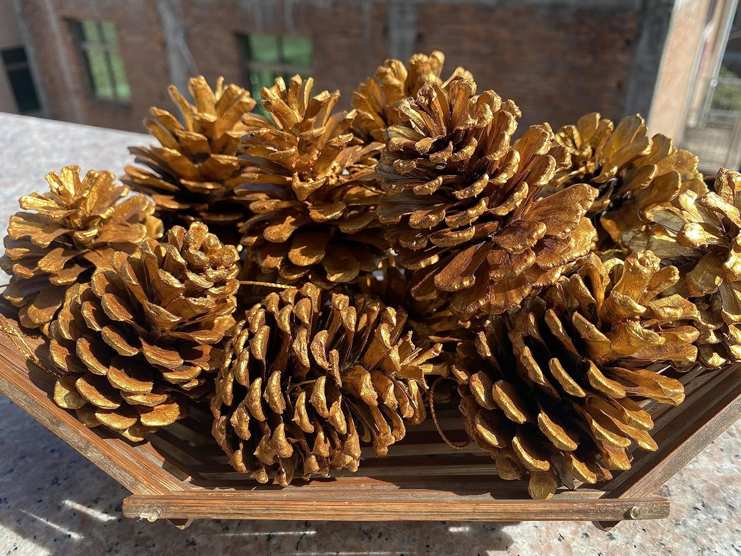 VERIMP Pine Cones, Natural Pinecones for Christmas & Halloween Decor (16PCS, 1.97" - 2.95", Brown, Pine Material)