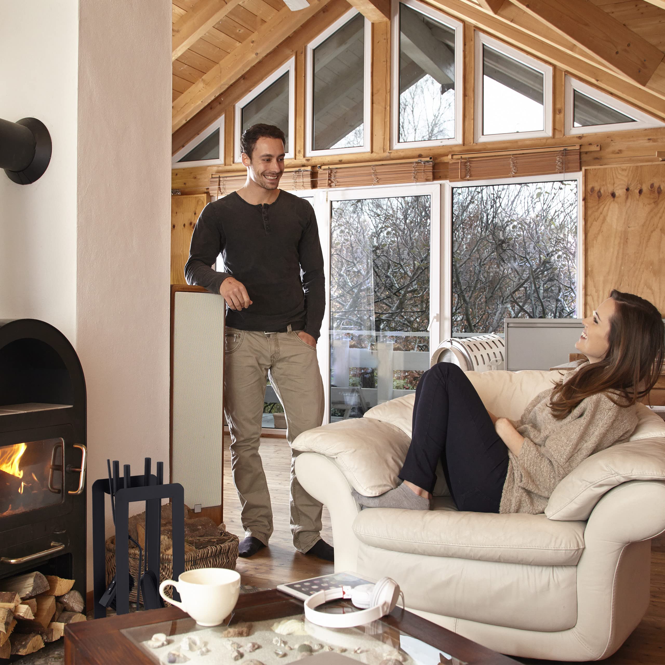 Relaxdays Accesorios Chimenea, Set de 5 Piezas, Atizador, Pala, Escoba, Pinzas y Soporte, Útiles Estufa, Acero, Negro
