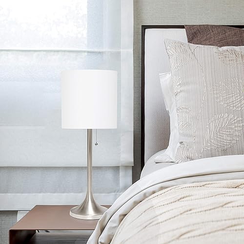 Miniatura 5 de Simple Designs LT1076-BNW Lámpara de mesa con pantalla de tambor de tela cónica, níquel cepillado y blanco