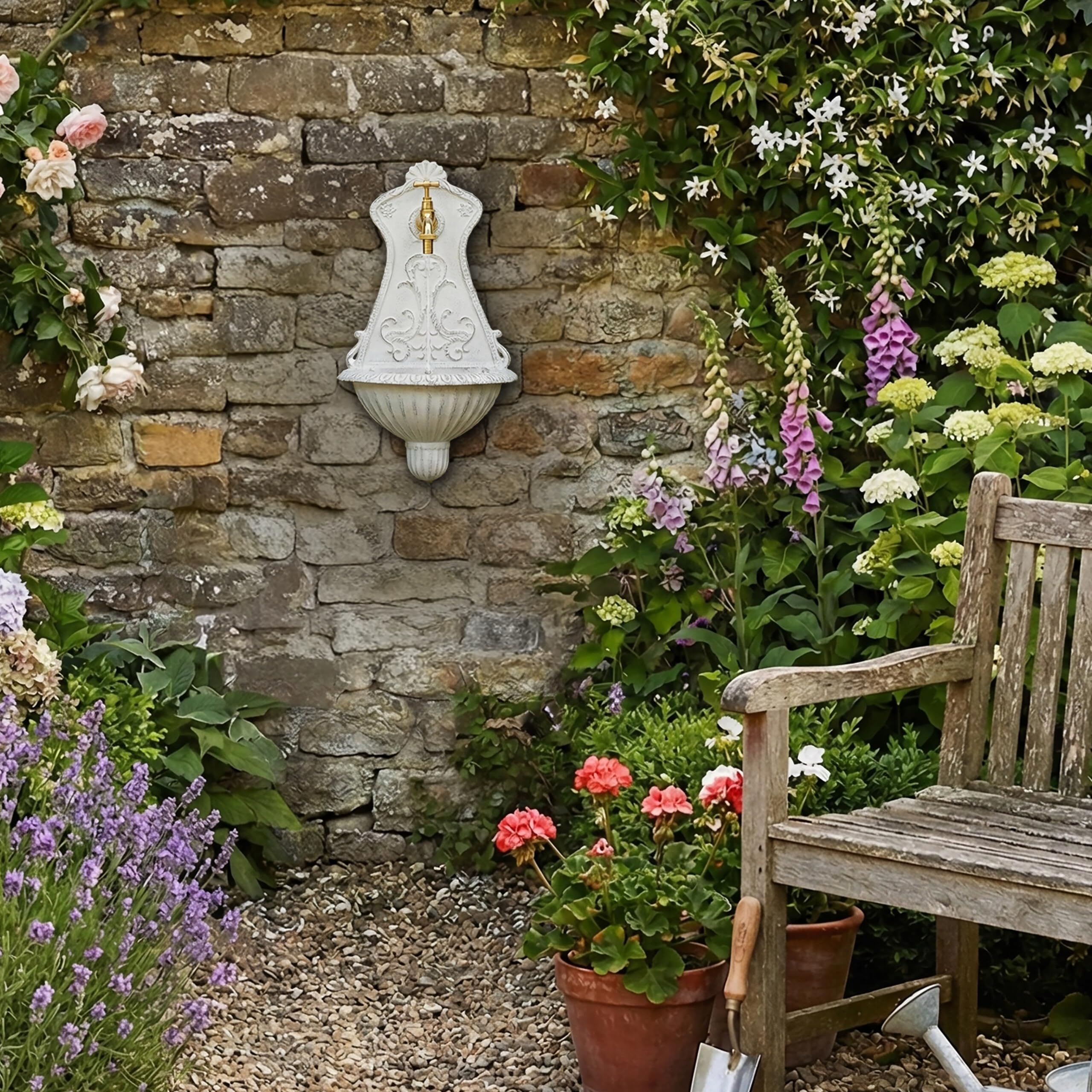 Relaxdays Fontaine extérieure de Jardin, Robinet, Design nostalgique, H x L x P : 42 x 24,5 x 11,5 cm, Blanche