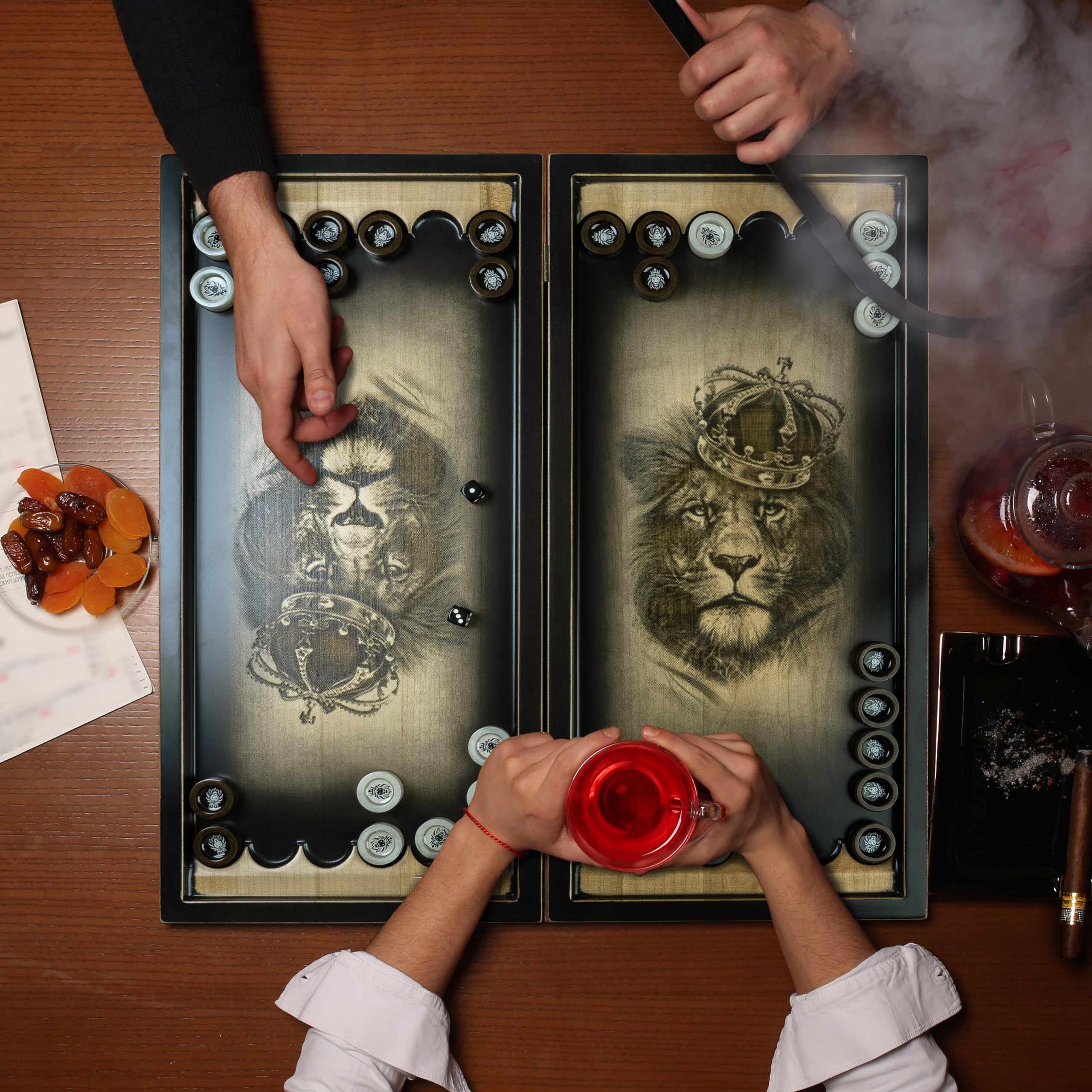 Premium Backgammon drewniany z wzorem lwa i kamieniami do zabawy z żywicy epoksydowej, ręcznie wykonana gra w backgammon, wysokiej jakości walizka z drewna z kamieniami do zabawy