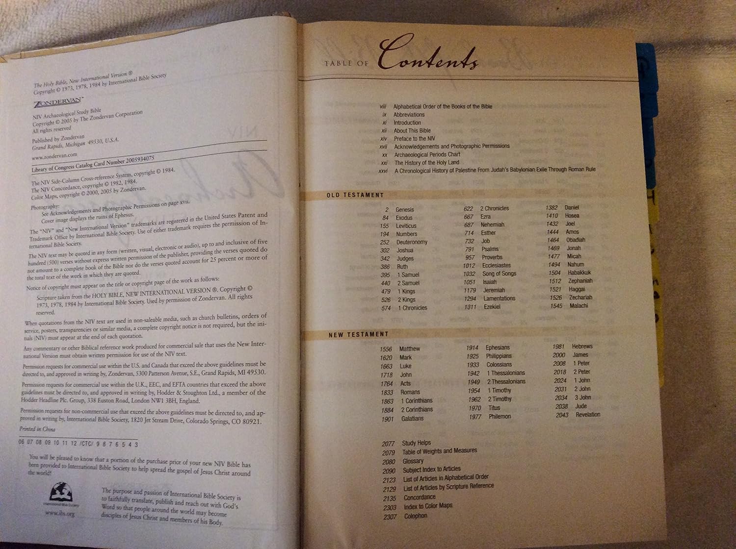 NIV, Archaeological Study Bible, Hardcover: An Illustrated Walk Through Biblical History and Culture      Hardcover – February 27, 2006