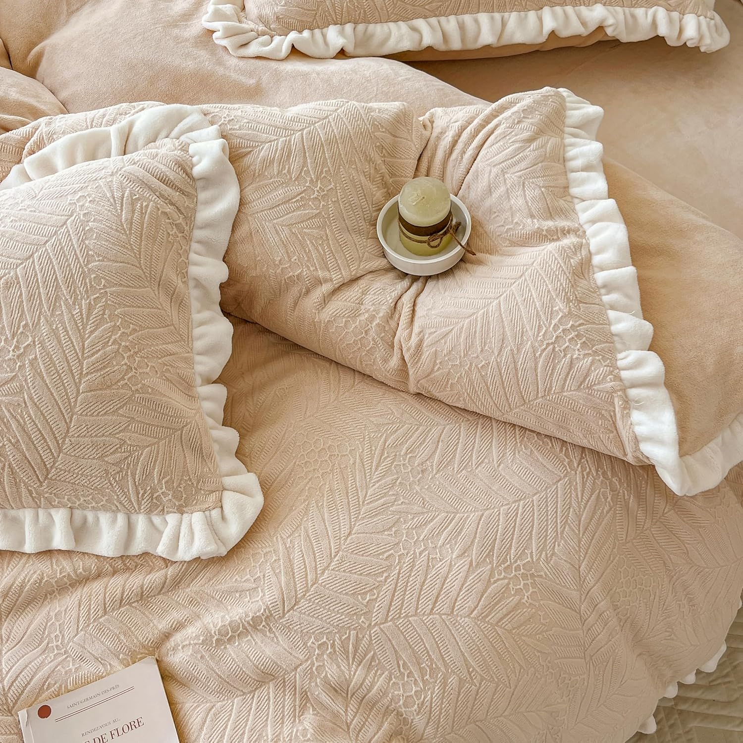 3pcs Milky Velvet French Style Ruffled Duvet Cover Set, Solid Beige Autumn and Winter Bedding Set, Soft Warm and Eco-Friendly Quilt Cover, for Bedroom, Guest Room (Beige, King)