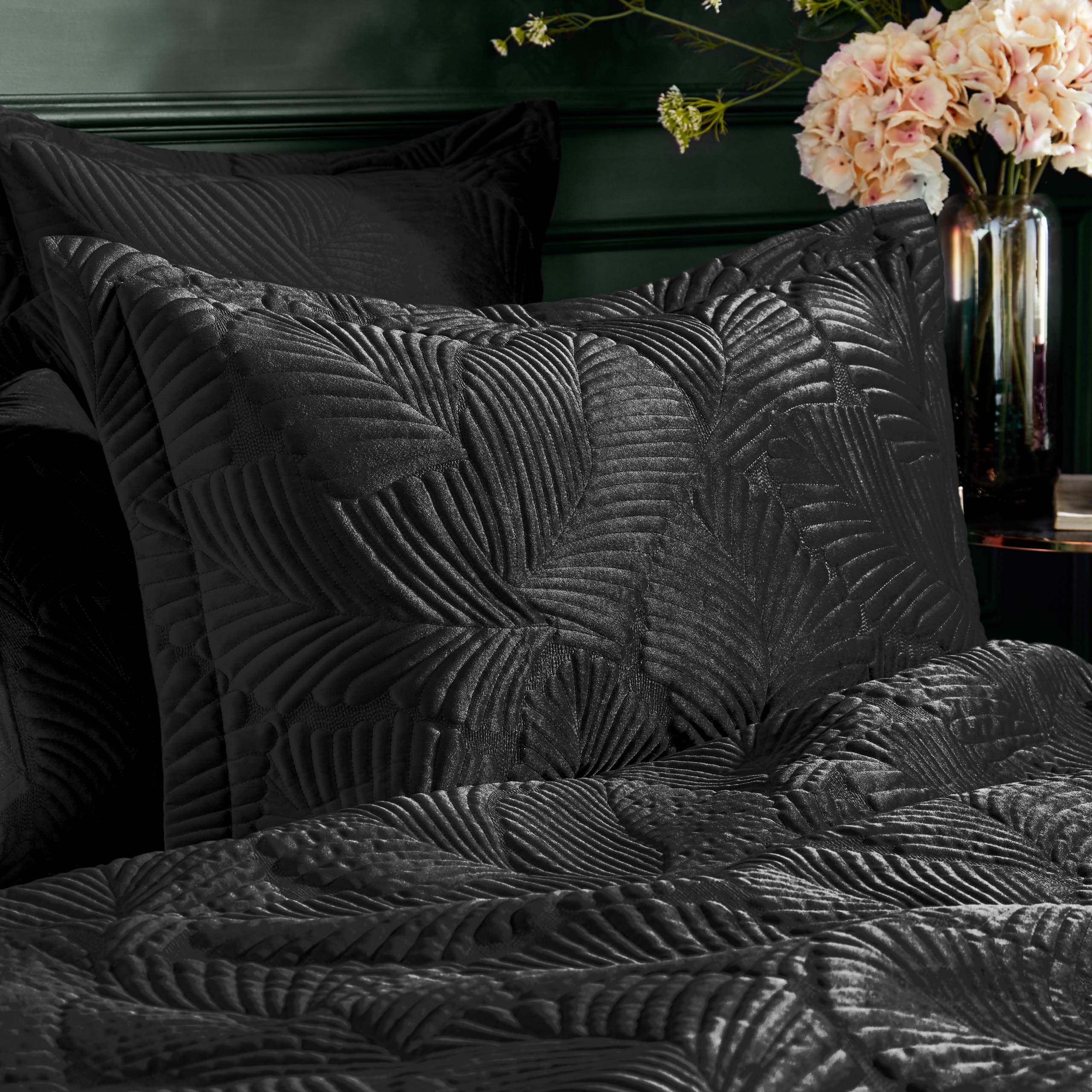 Paoletti Palmeria Quilted Velvet Pillowcase, Black, 74 x 48 cm (Pack of 1)