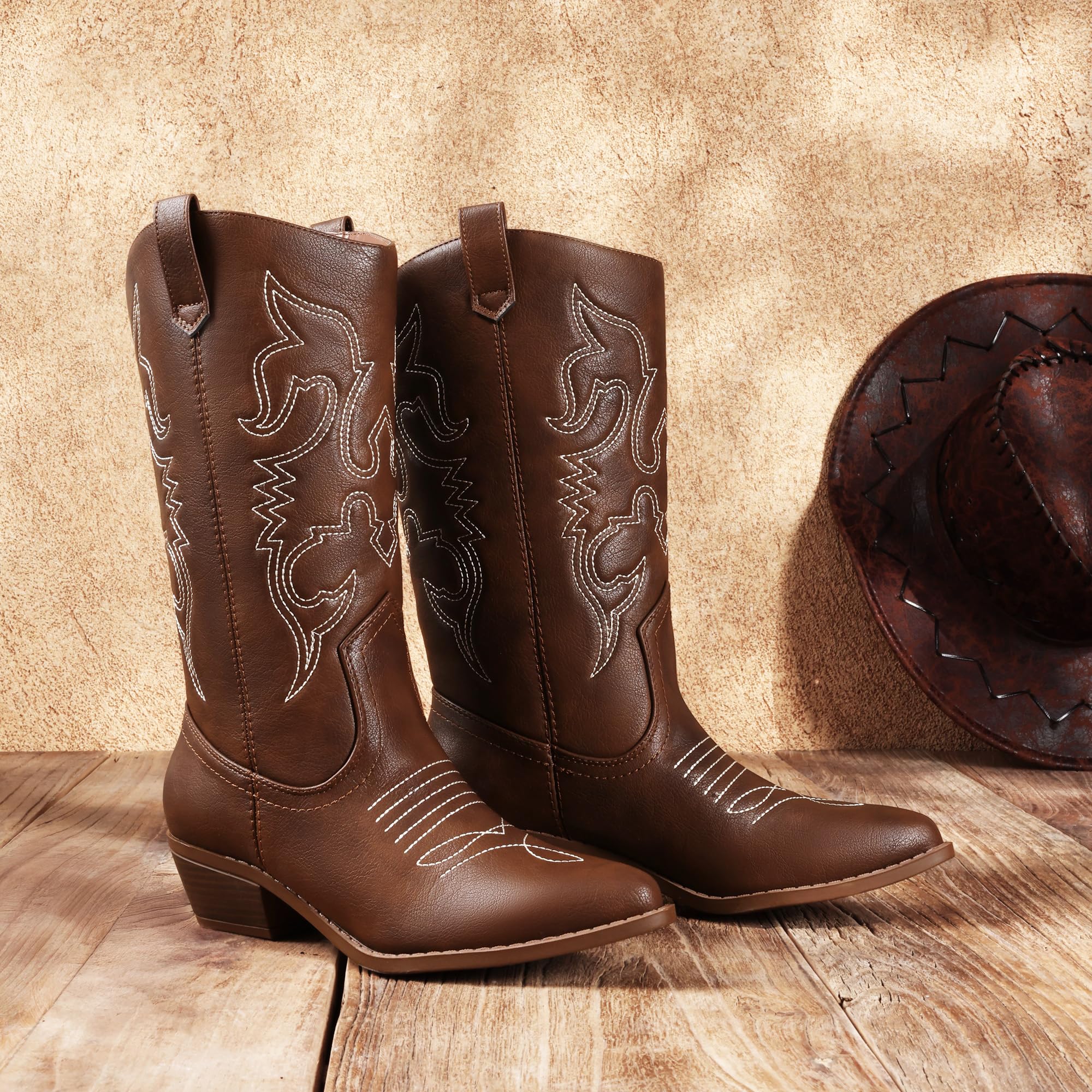 DREAM PAIRS Botas Vaqueras Tobillo Mujer | Punta clásica, tacón 4.5cm, patrones bordados, forro suave, plantilla PU+4mm látex.