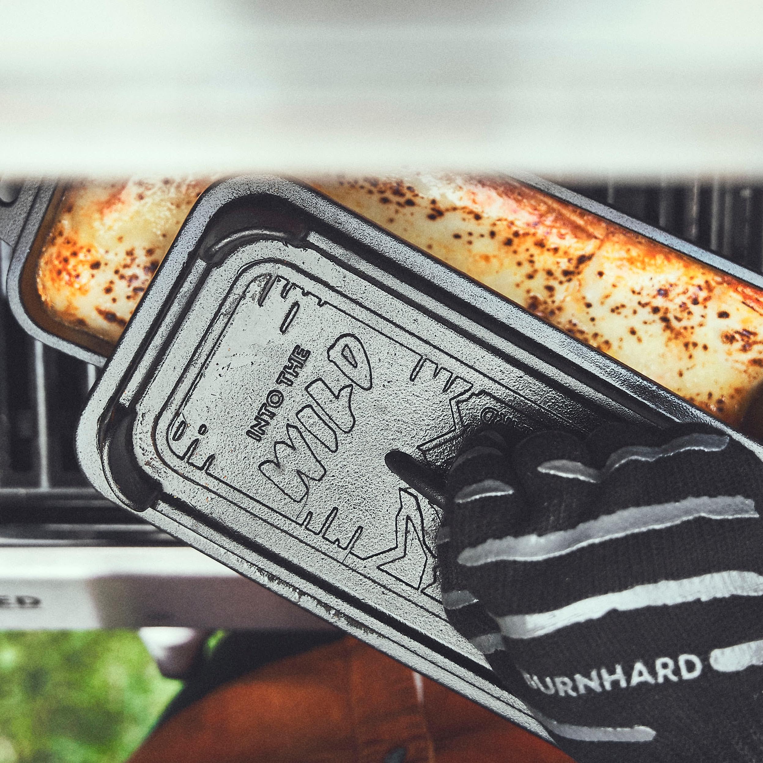 BURNHARD® Gusseisen Brotbackform mit Deckel 3,5 L rechteckig, Pre-Seasoned, Kastenform ideal zum Brotbacken, Braten und Kochen, 35,4 x 14,3 x 15,3 cm, inkl. Anleitung zum Einbrennen