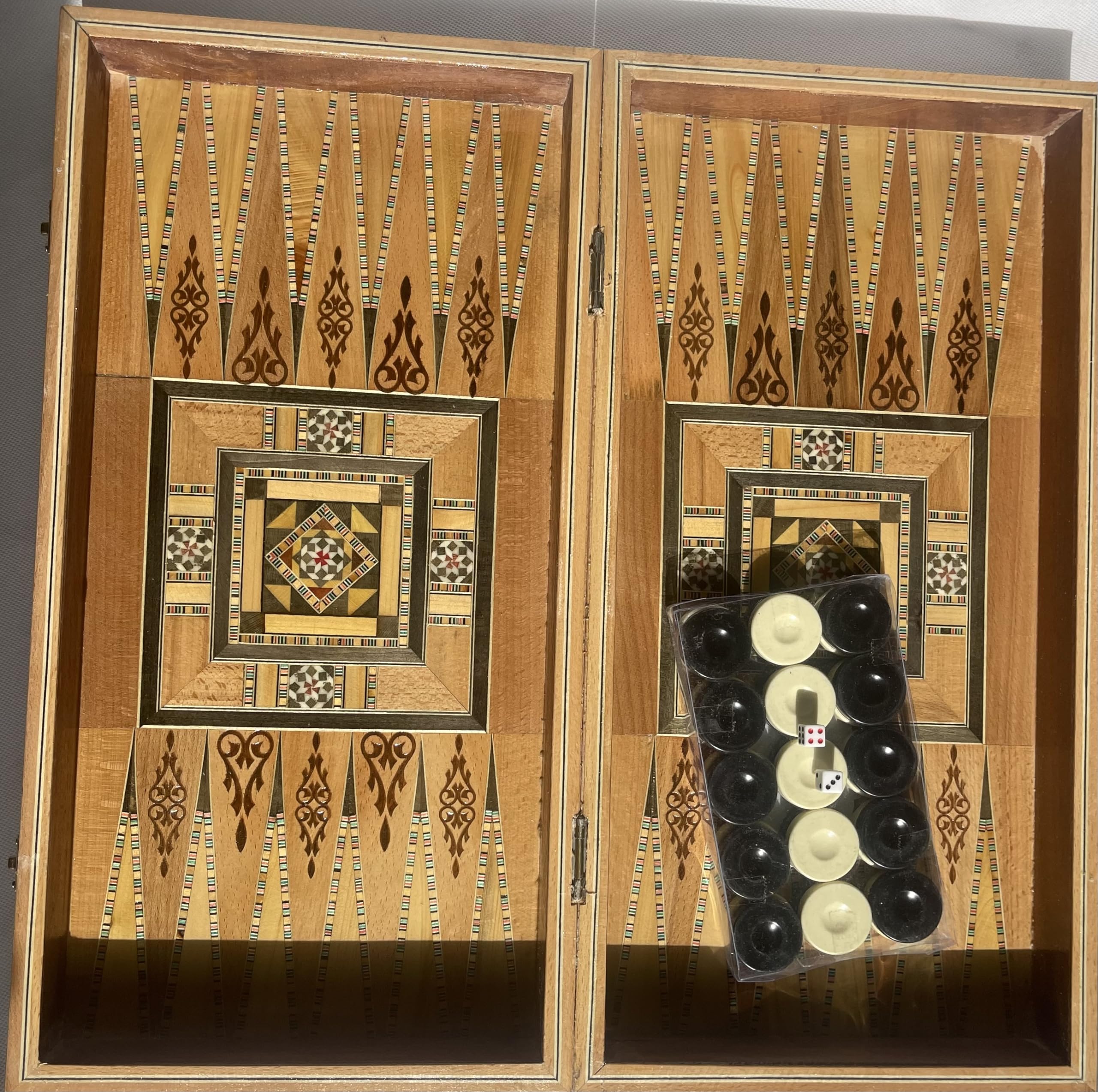 BACKGAMMON Set (mother of pearl) bone stone, 20 inches'' Premium Board Game Set - Large Unique Luxury Backgammon, Chess Set Board for Friends, Gatherings/Indoor Games Gift،طاولة زهر