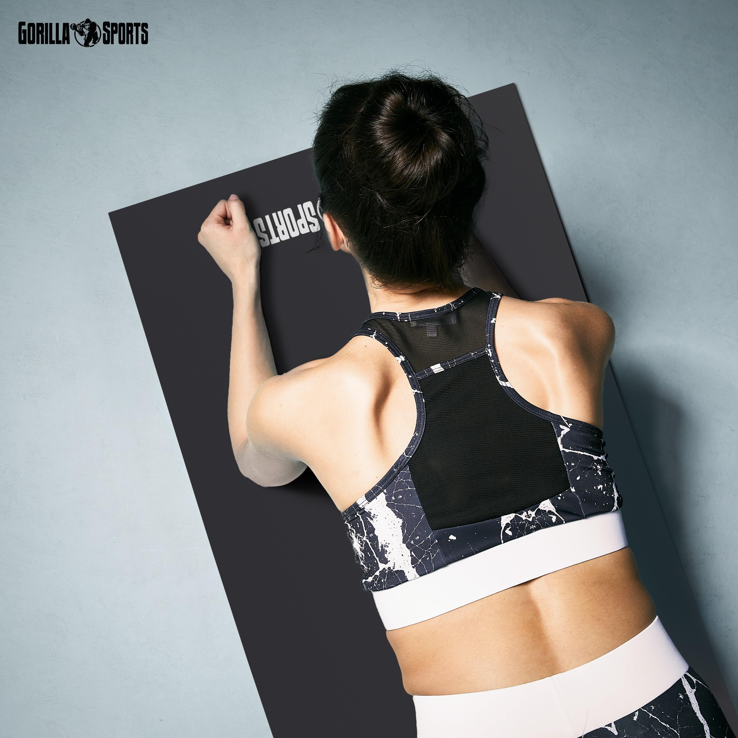 GORILLA SPORTS® Bodenschutzmatte - 180/120x60x0,6 cm, Rutschfest, PVC, Schwarz - Fitness Bodenmatte, Laufband Schutzmatte, Sportmatte, Rollentrainer Bodenschutz, Unterlegmatte für Fitnessgeräte