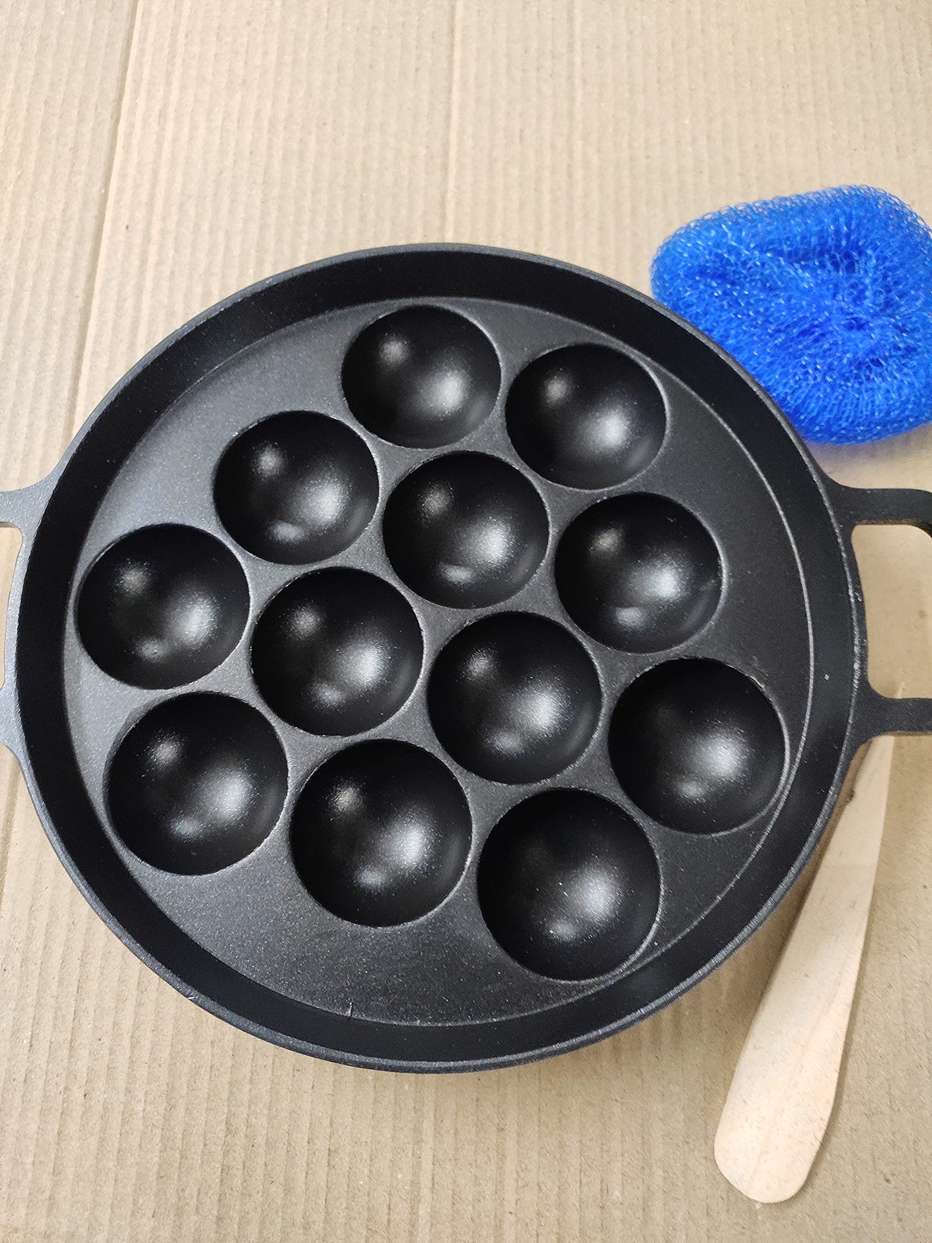 MADURAI SRI MEENAKSHI ( Lakshmi RAM / PRIYAM - Dual Coated Non-Stick PANIAYRAM / UNNIYAPPAM / APPAM Maker (12 Cup / Cavity)