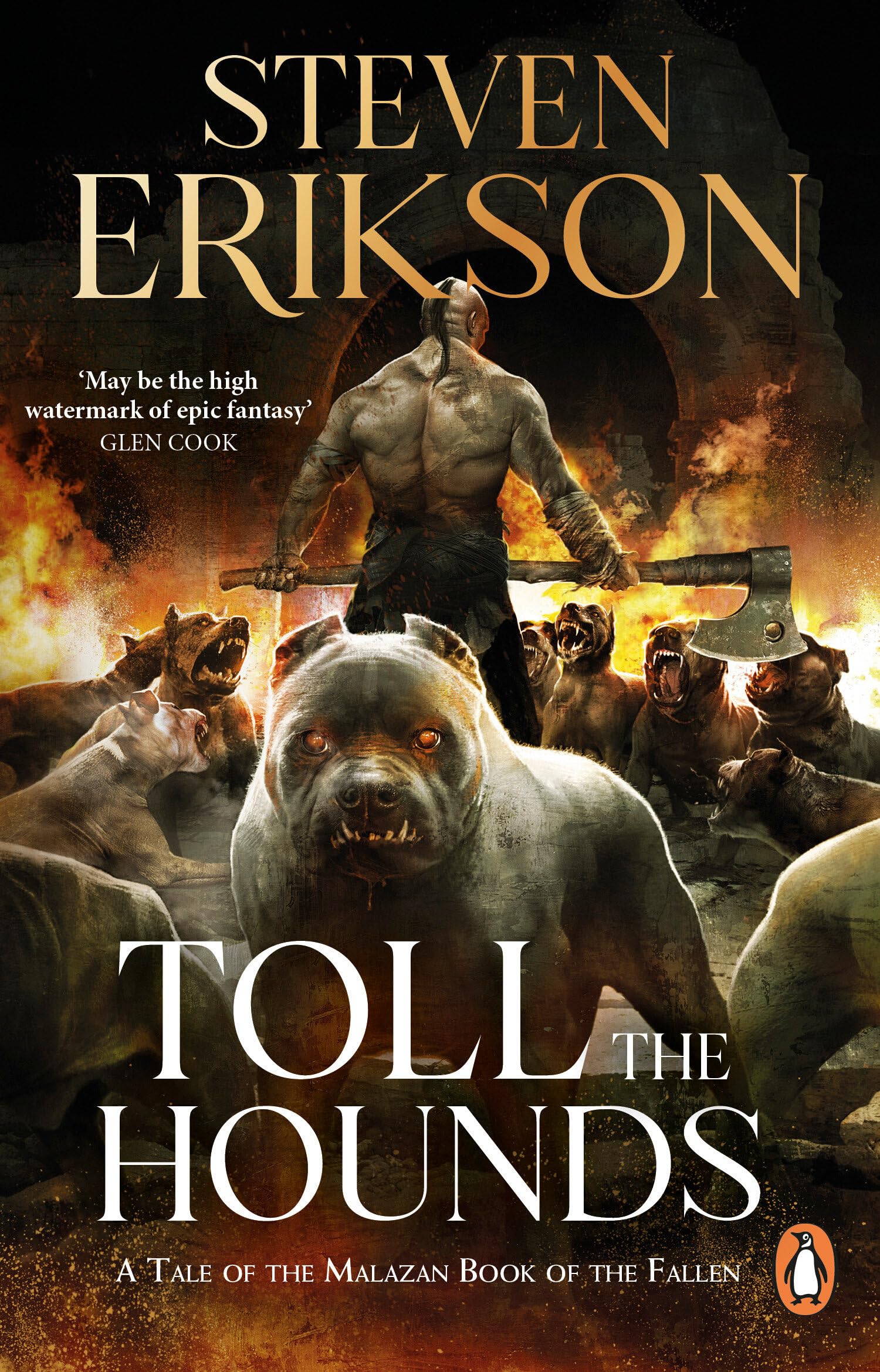Toll The Hounds (Book 8 of The Malazan Book of the Fallen)