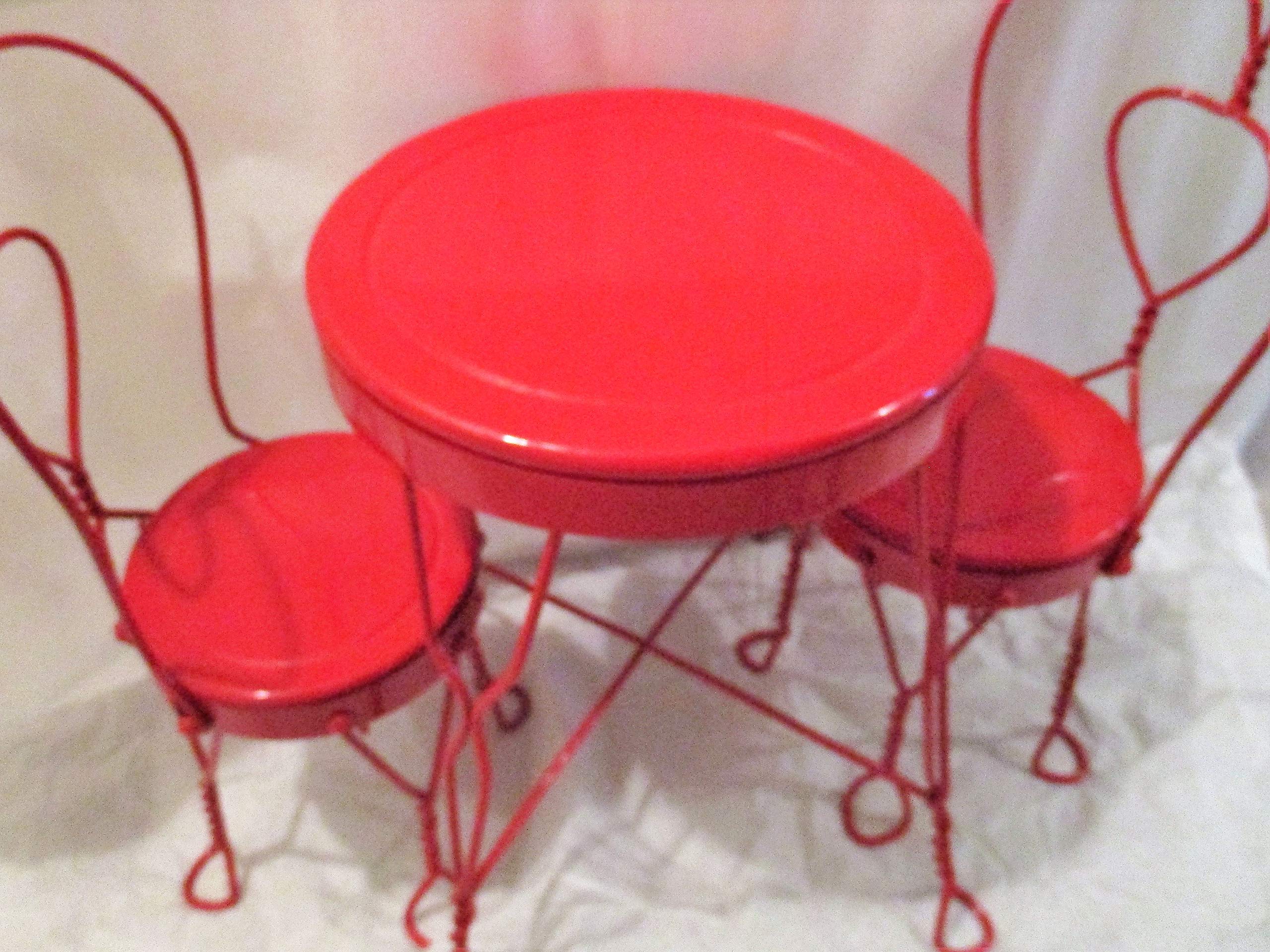 3 Piece Child's Red Metal Table and 2 Heart-Backed Chairs Great for Displaying Dolls and Bears