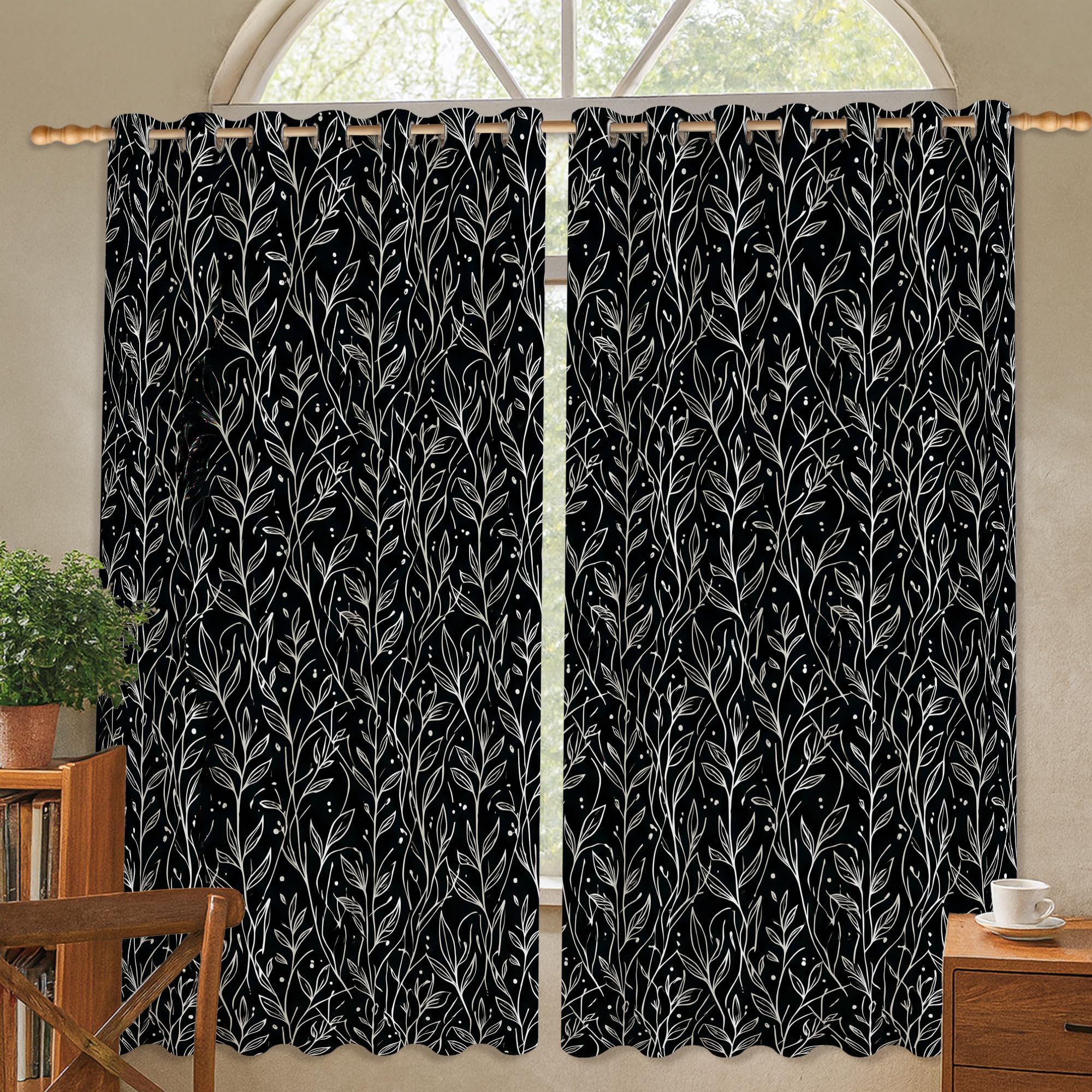 Rideaux occultants à motif fleurs de vigne pour habiller une fenêtre moderne avec élégance