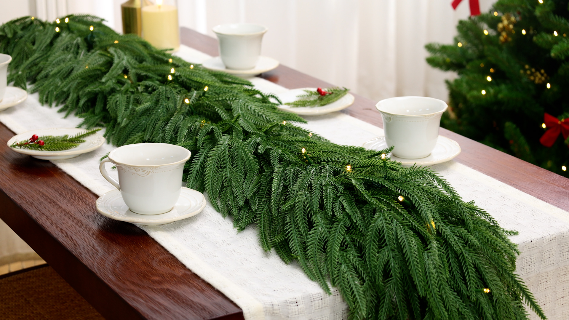 Amazon.com: 9ft Artificial Christmas Garland with Lights, Real