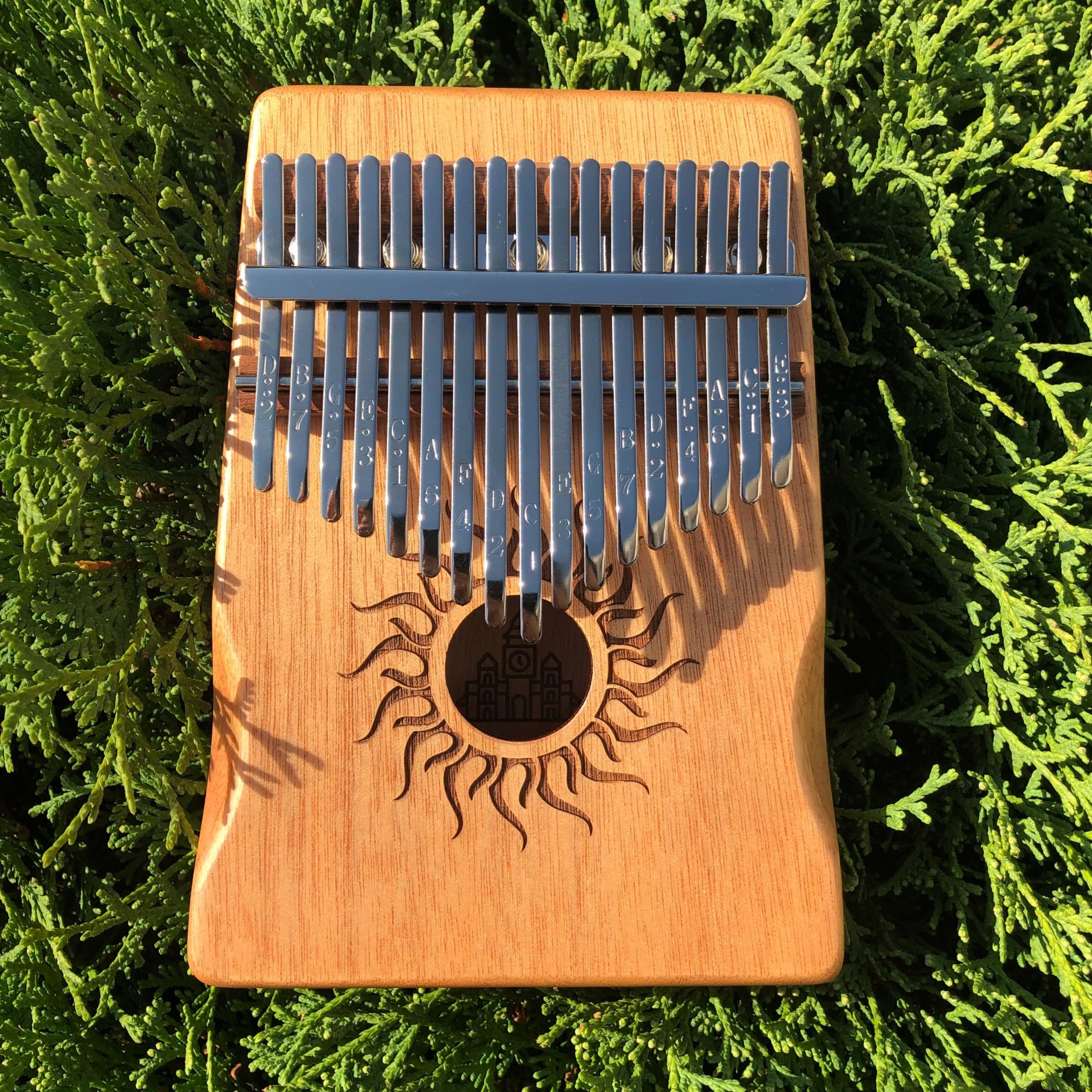 Retropolis Kalimba 17 Tonów C-Dur – Instrument Muzyczny z Drewna Mahoń z Etui i Akcesoriami – Kalimba dla Początkujących i Zaawansowanych (Naturalny machoń)