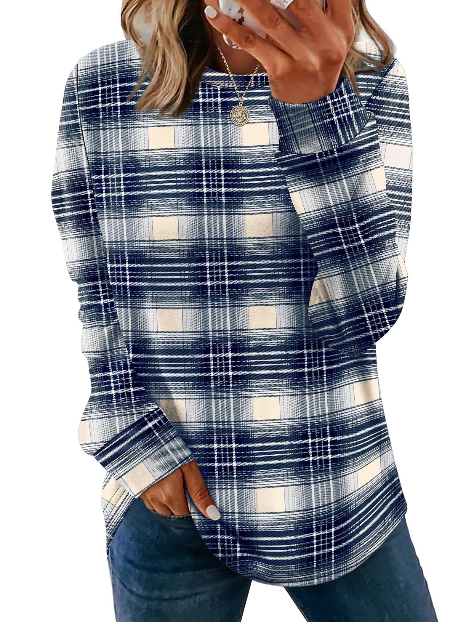 Sweatshirt for Women Crewneck Long Sleeve Shirts Curved Hem Lightweight Sweaters Fall Clothes 2025