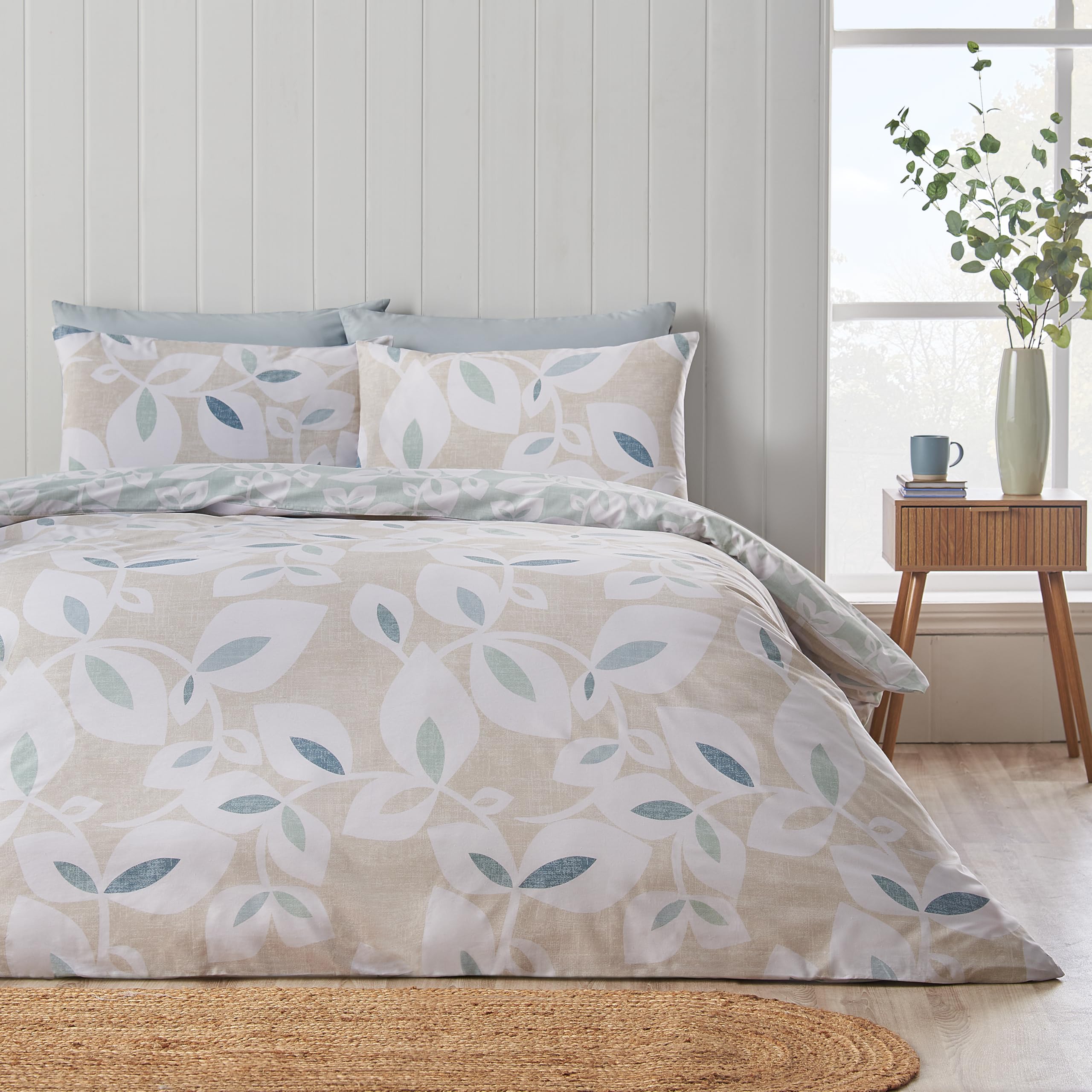 Catherine Lansfield Inga Leaf Duvet Set Natural